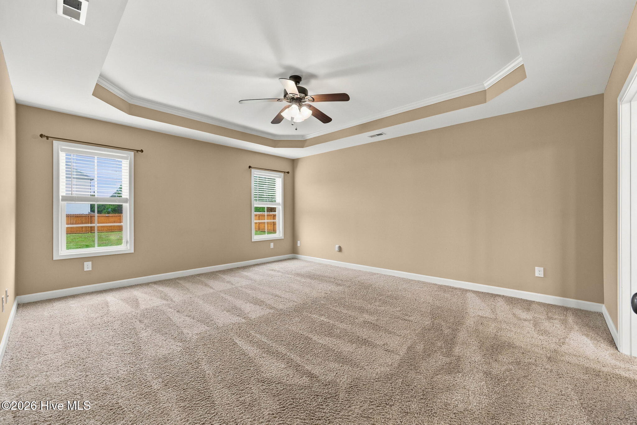 402 Kinroff Drive,Hubert