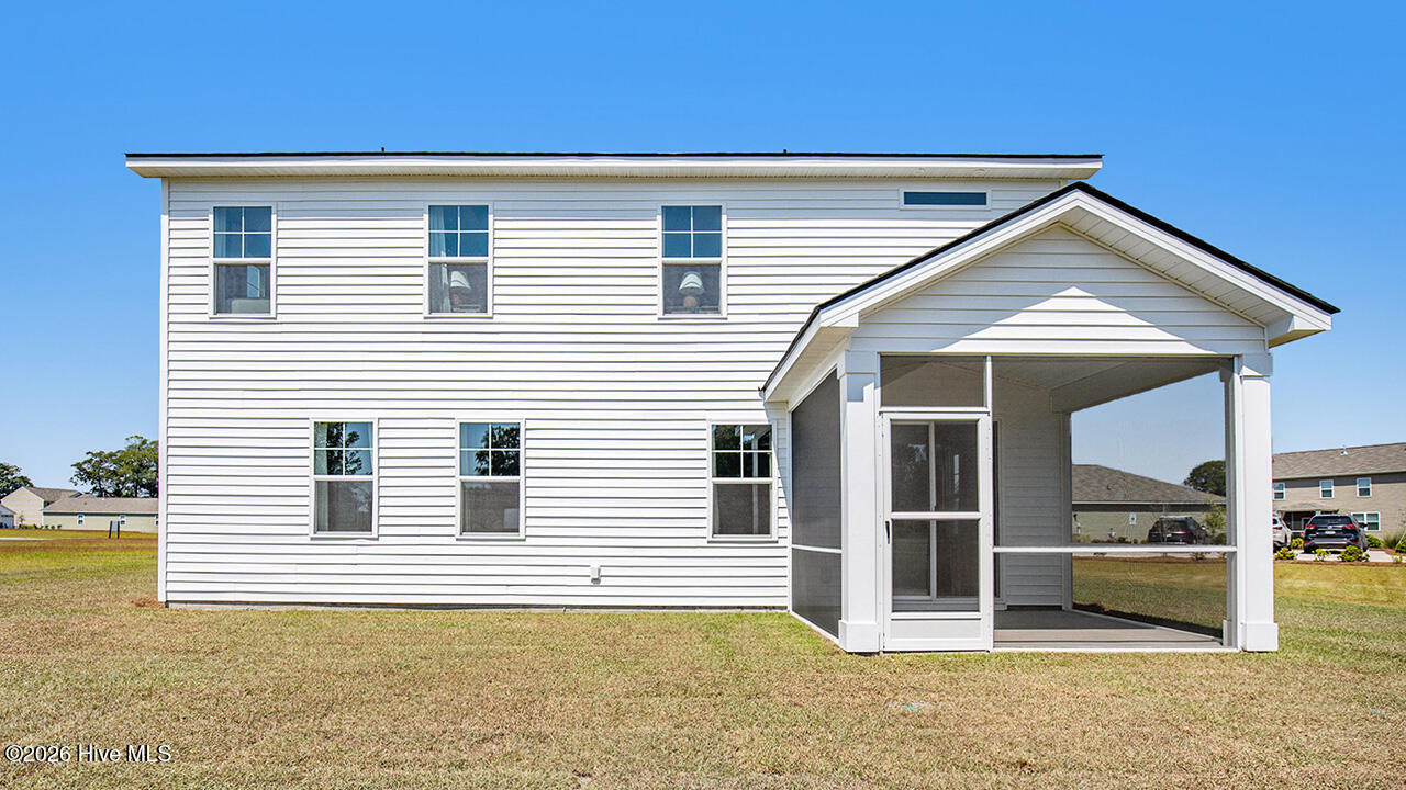 100567119 | Photo 37