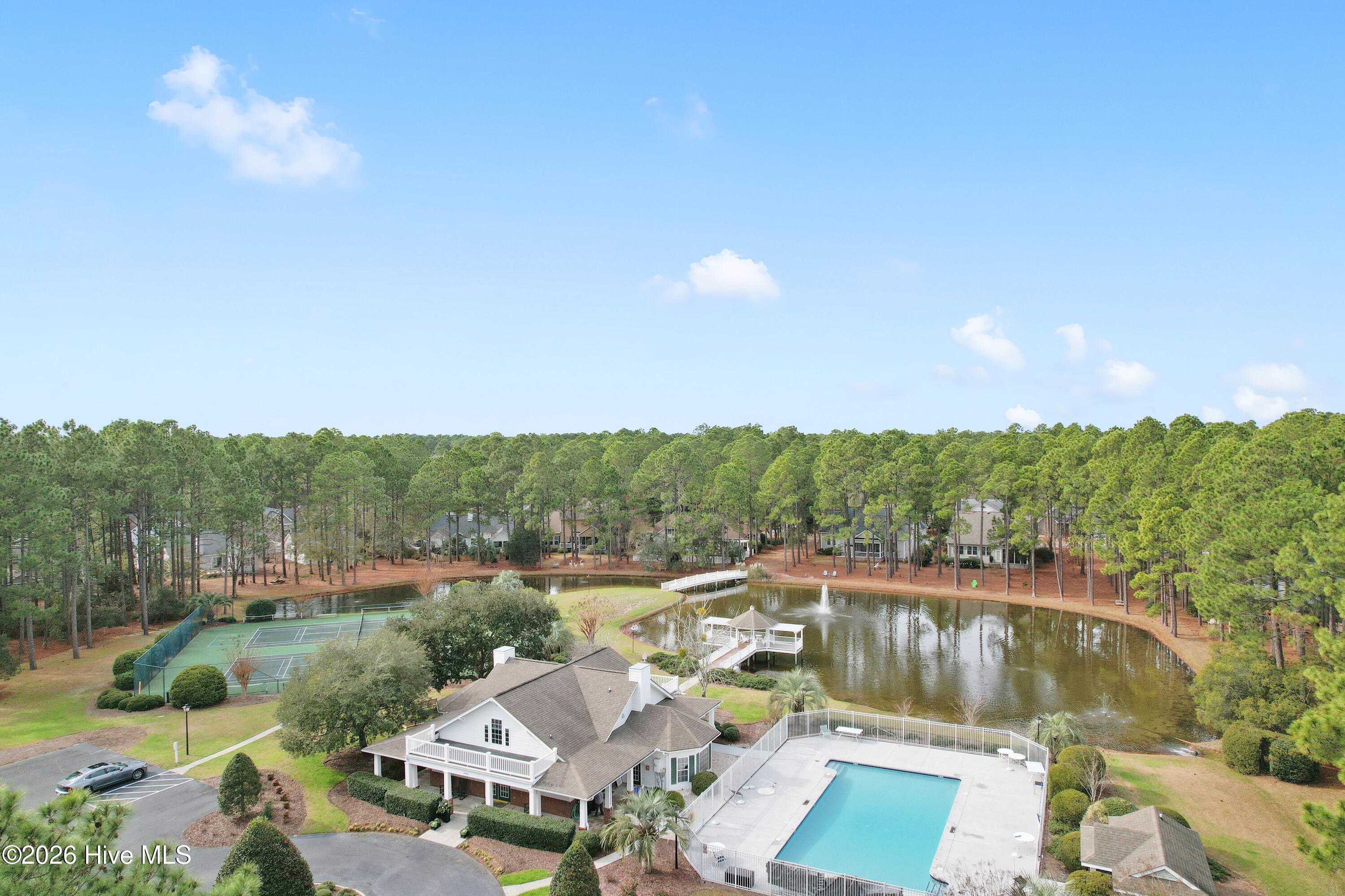 100559952 | Photo 63