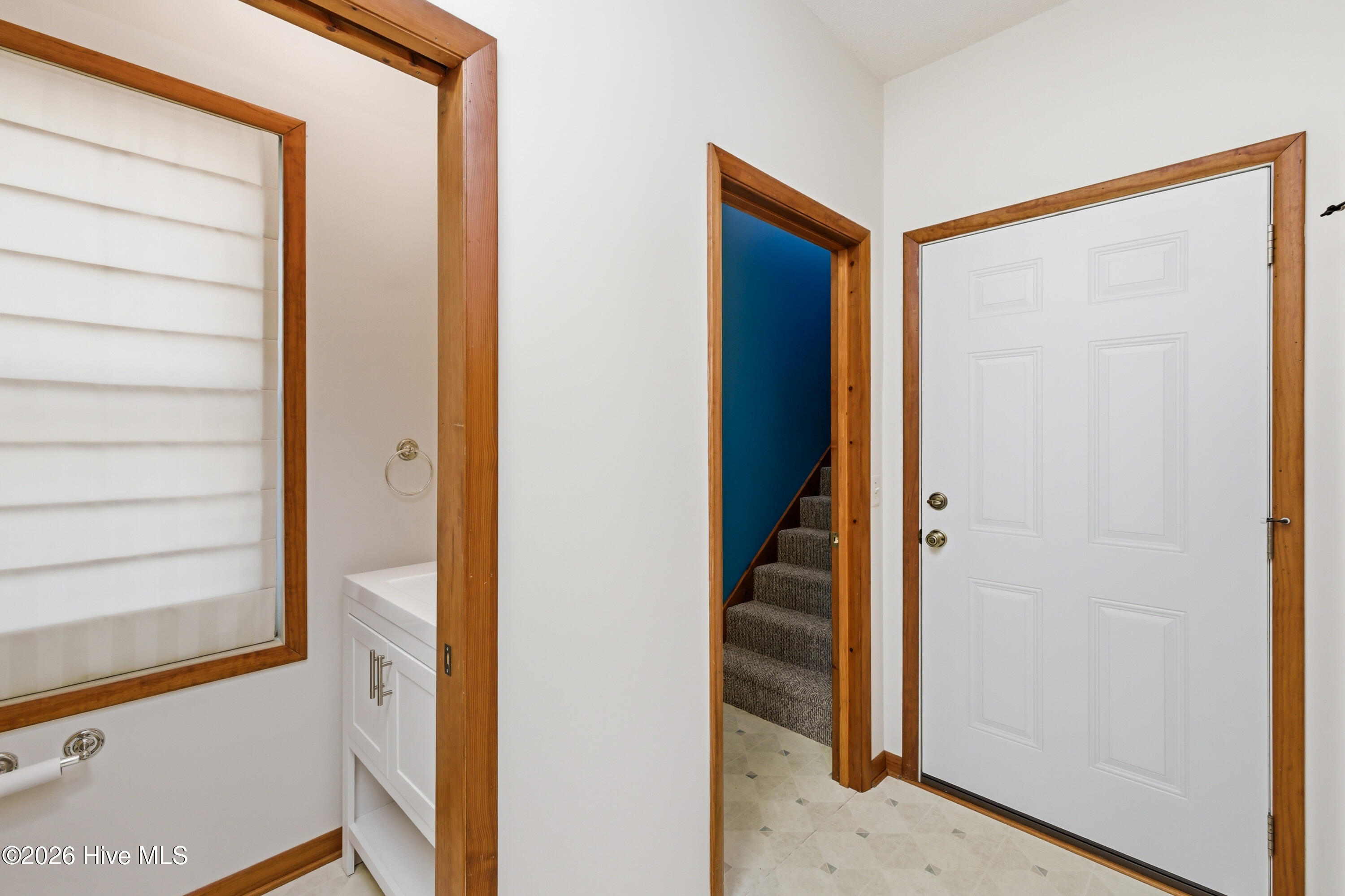 100558981 | Photo 21