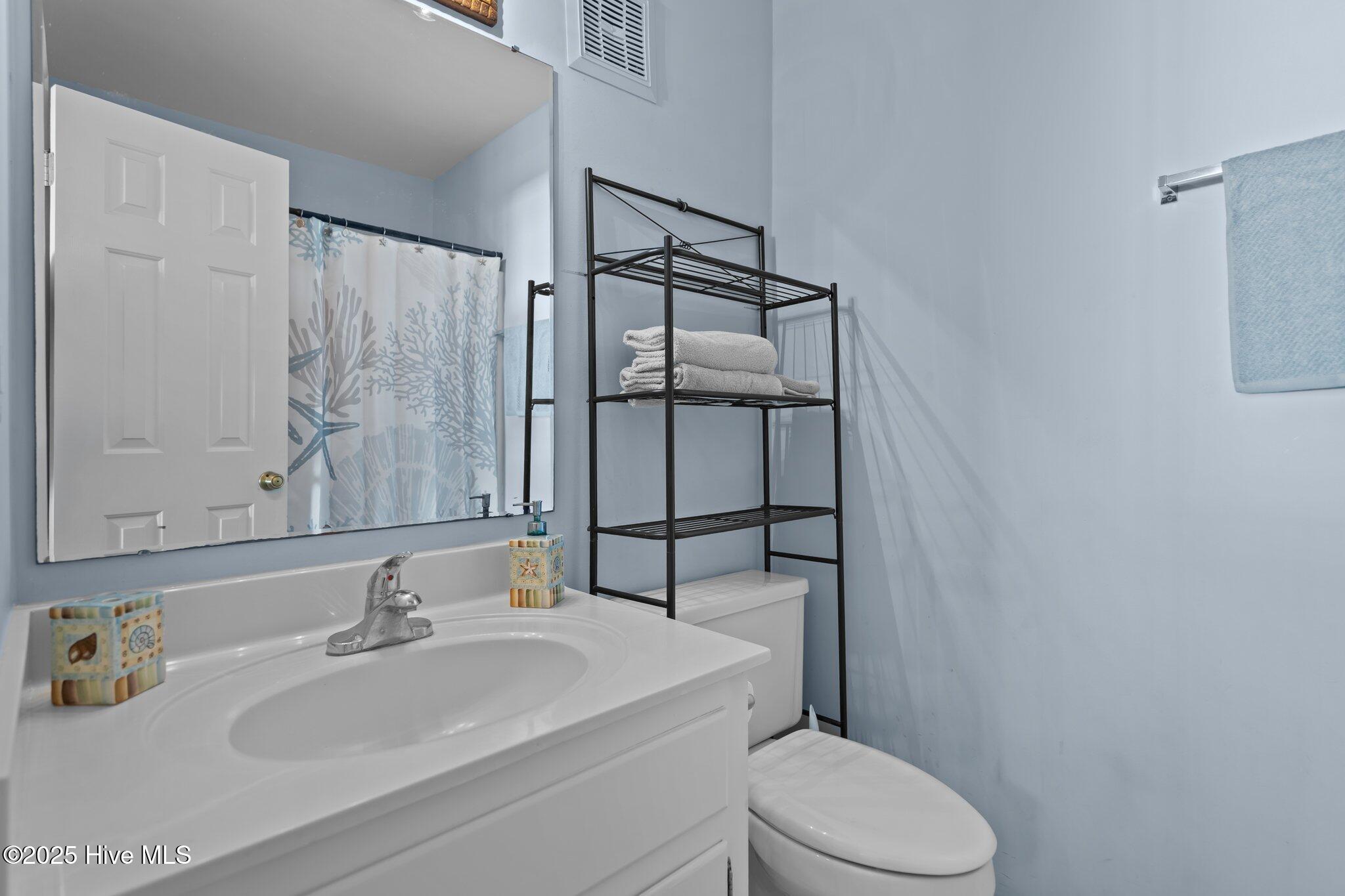 100492428 | Photo 12