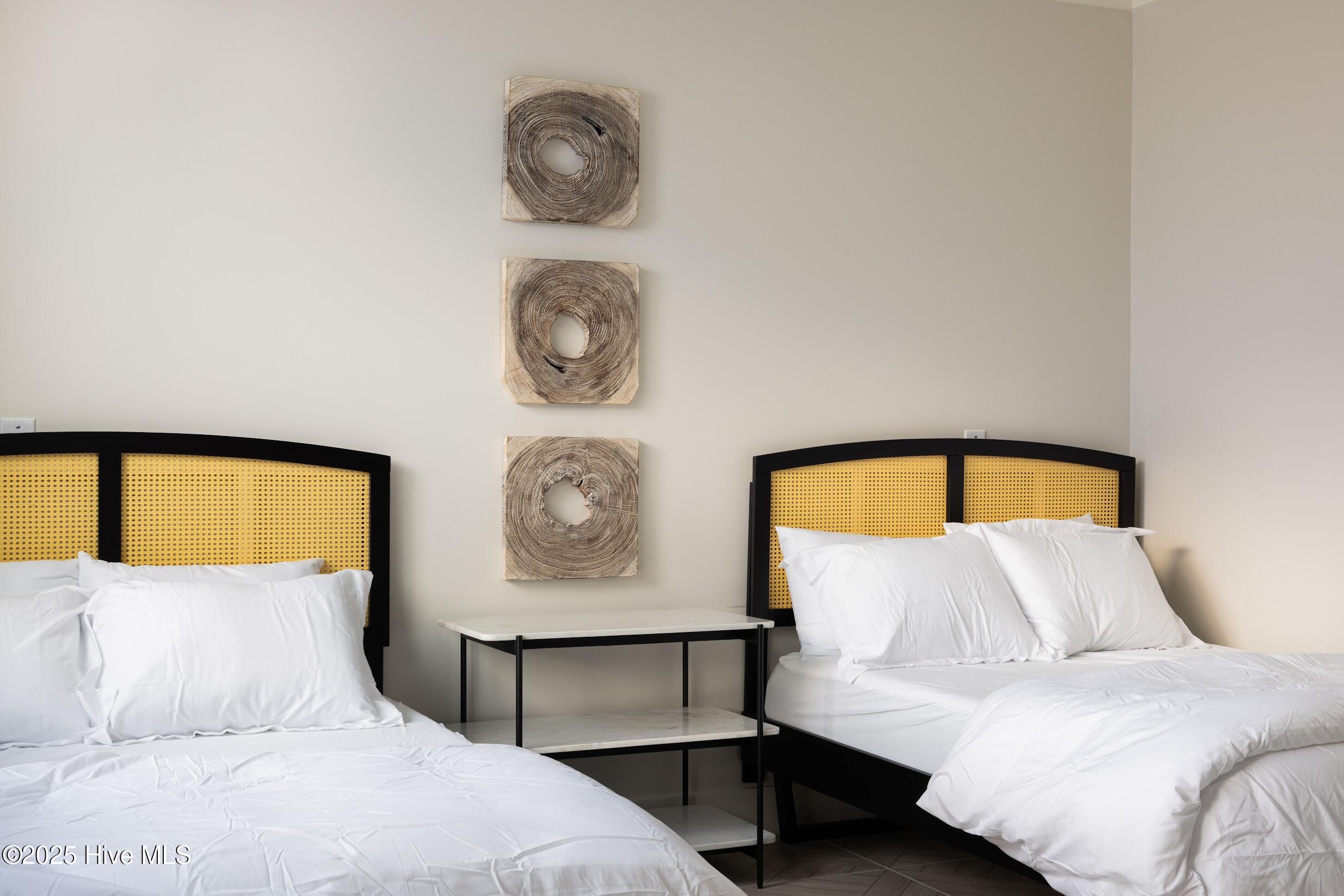 100503115 | Photo 20