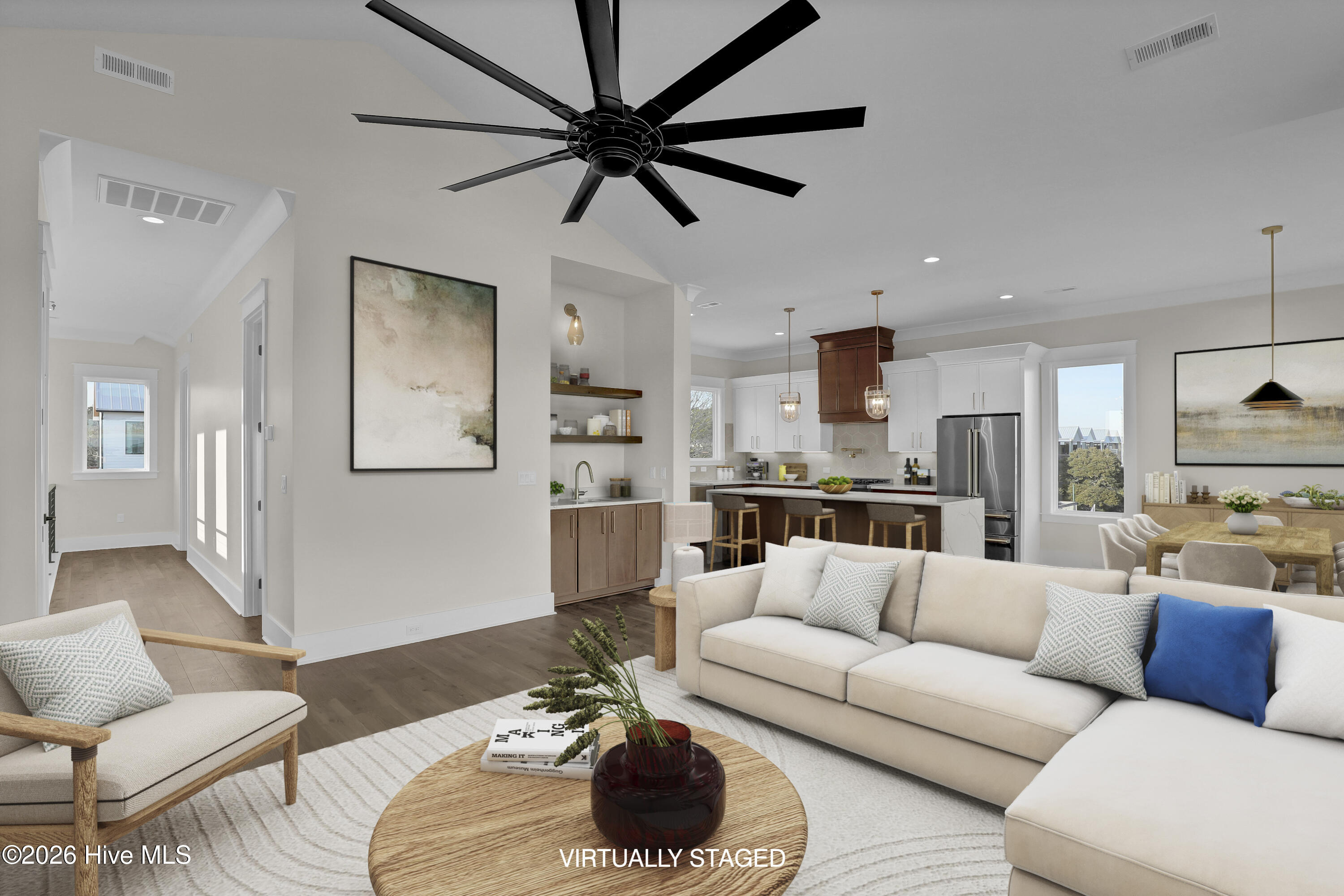 100556414 | Photo 10