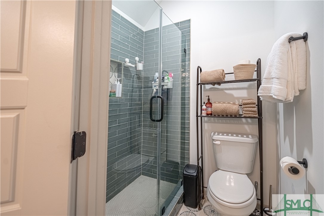 2nd Floor Shower