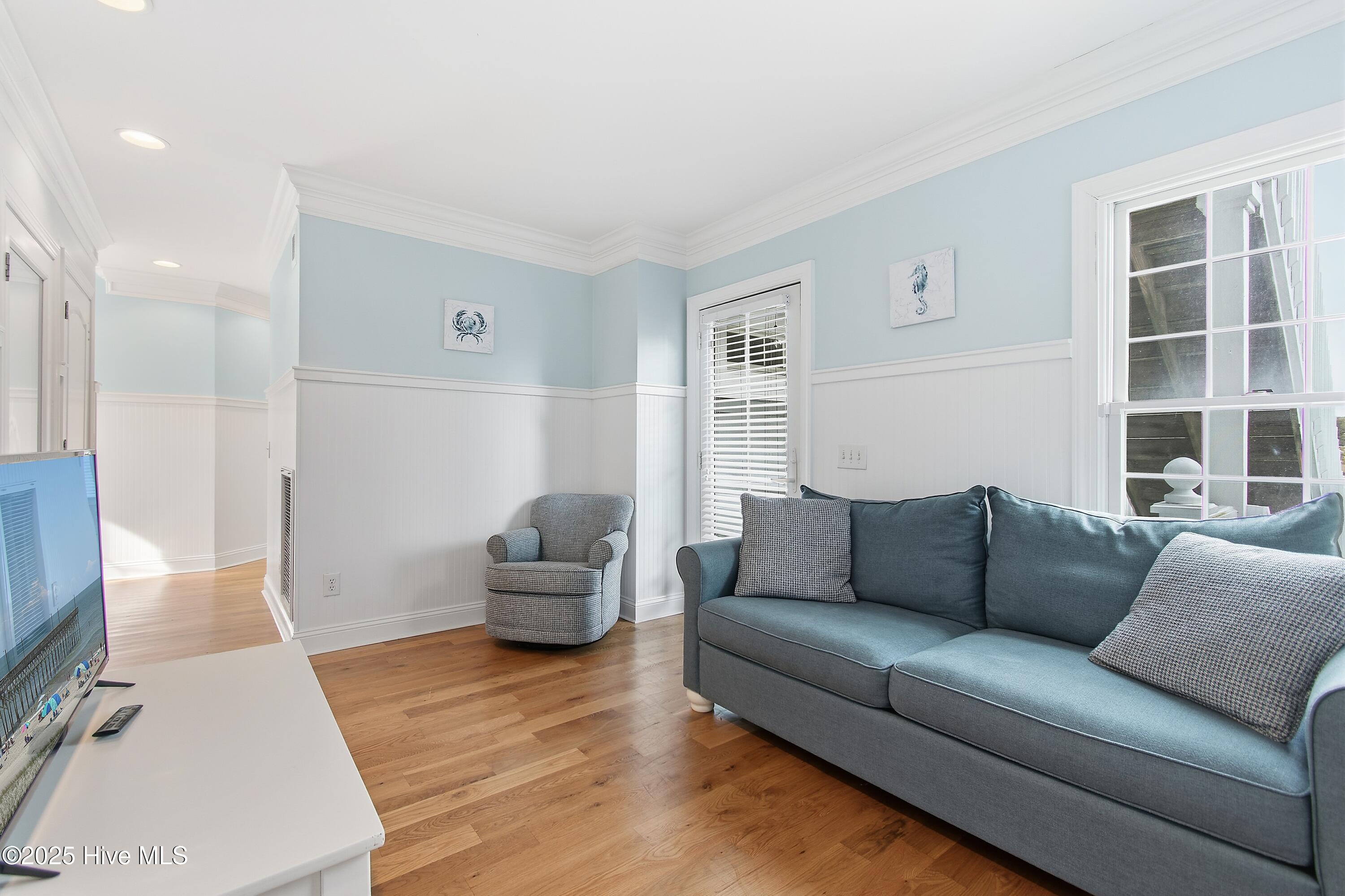 100541969 | Photo 26