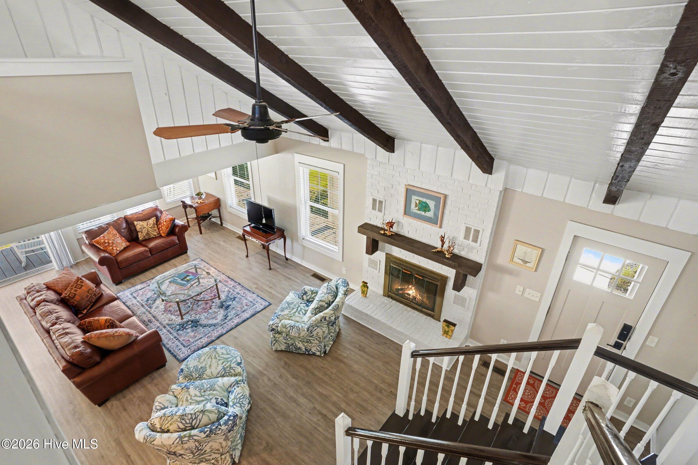 100561753 | Photo 31