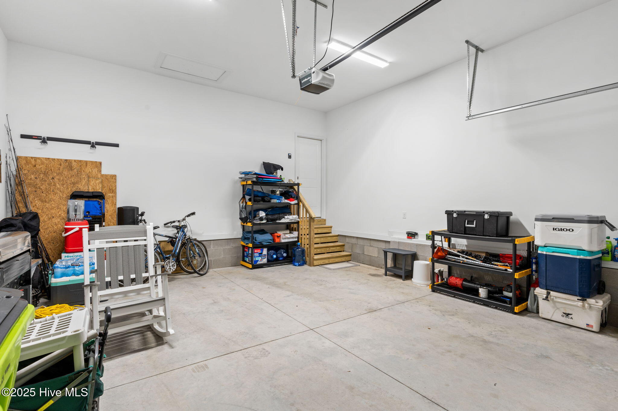 100535167 | Photo 27