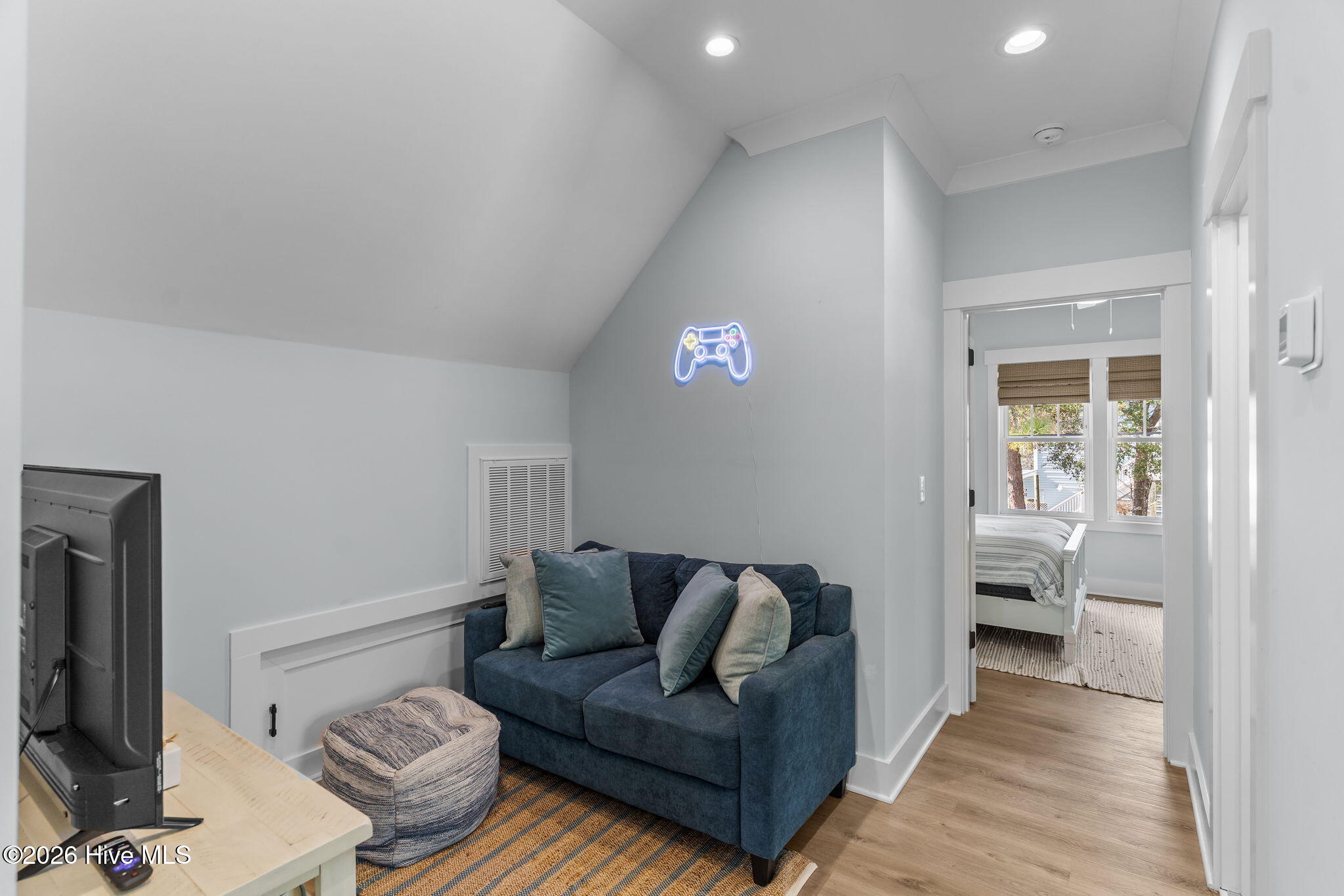 100547454 | Photo 27