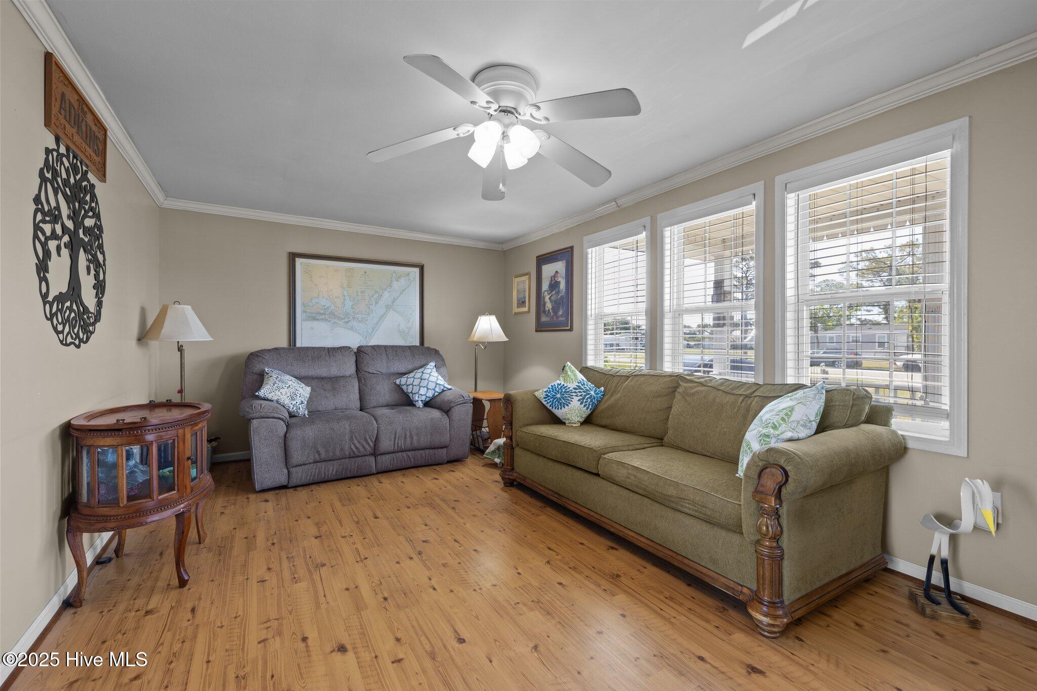 139 Diamond City Drive, Harkers Island, NC, 28531