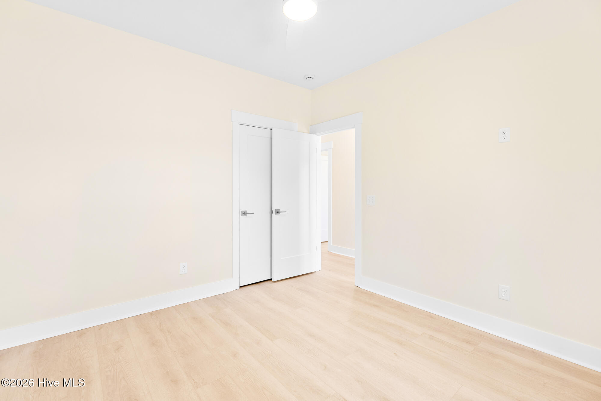 100565592 | Photo 34