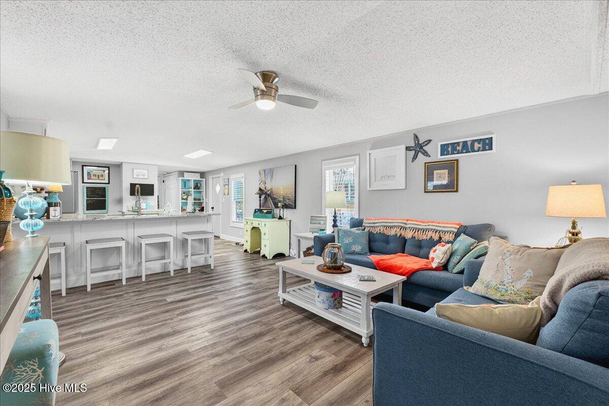 100543222 | Photo 10