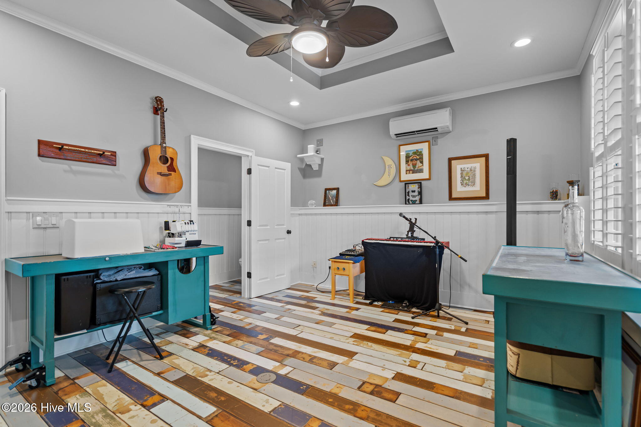 100551618 | Photo 73