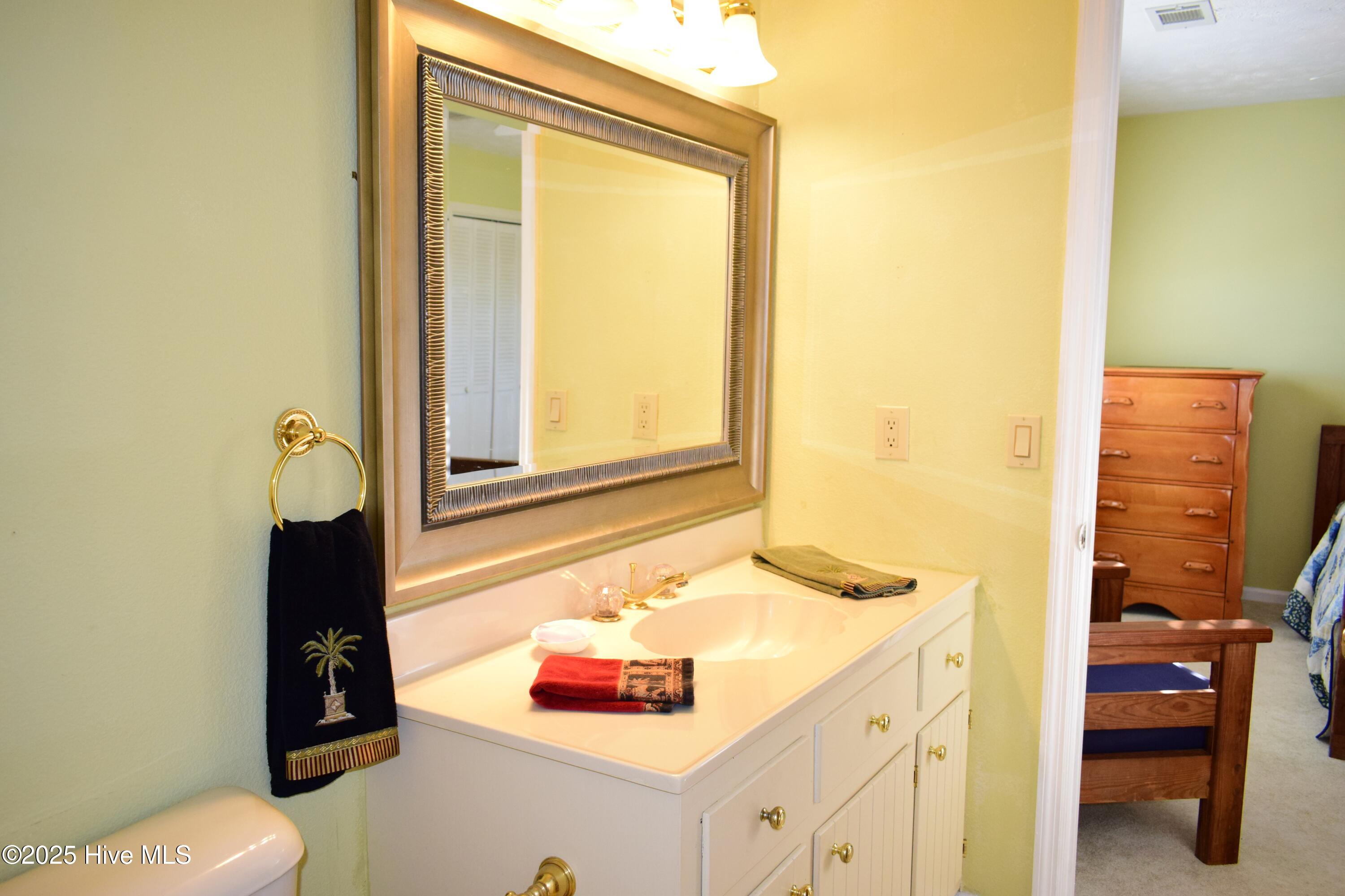 100545109 | Photo 31