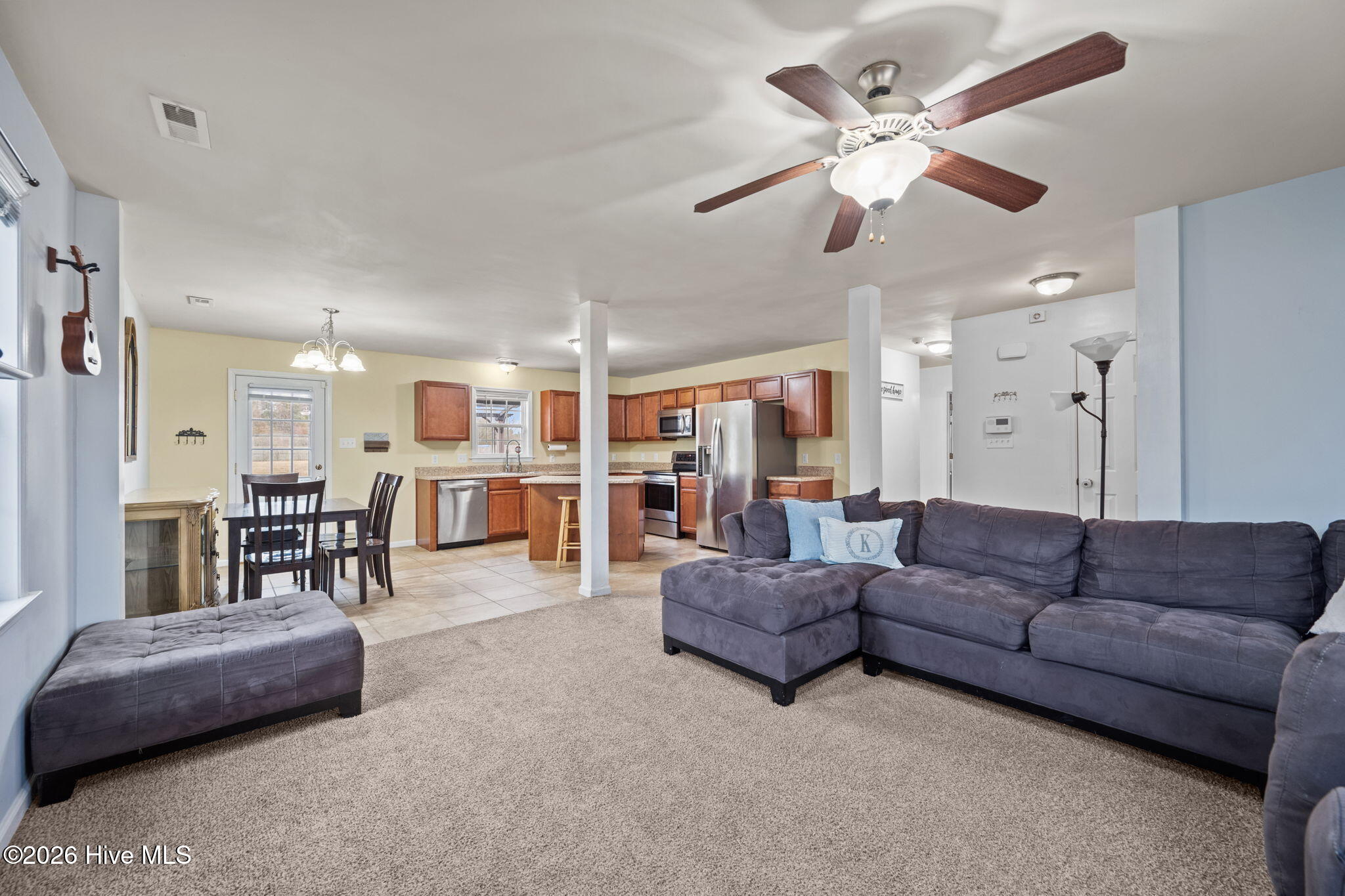 100554130 | Photo 12