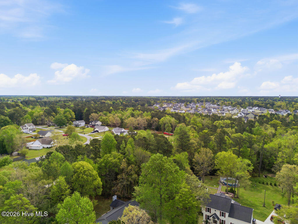 100565606 | Photo 81