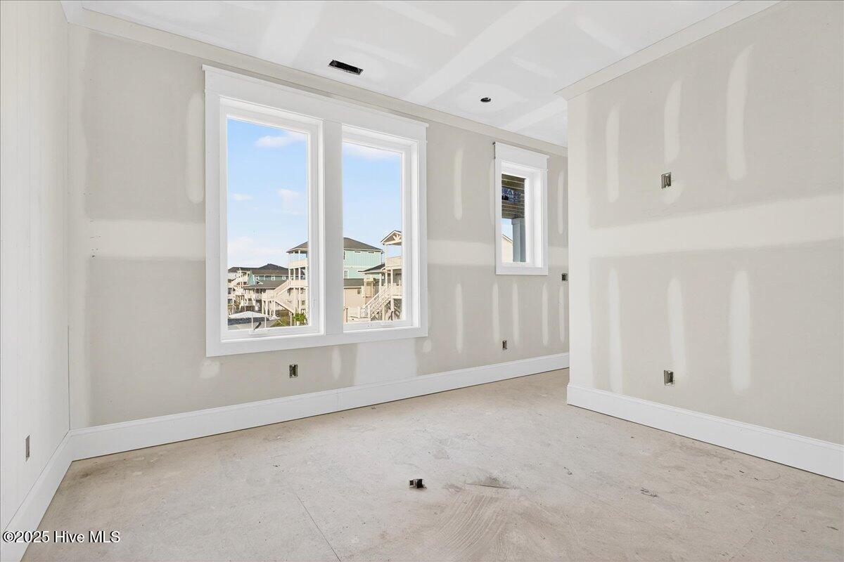 100543300 | Photo 20