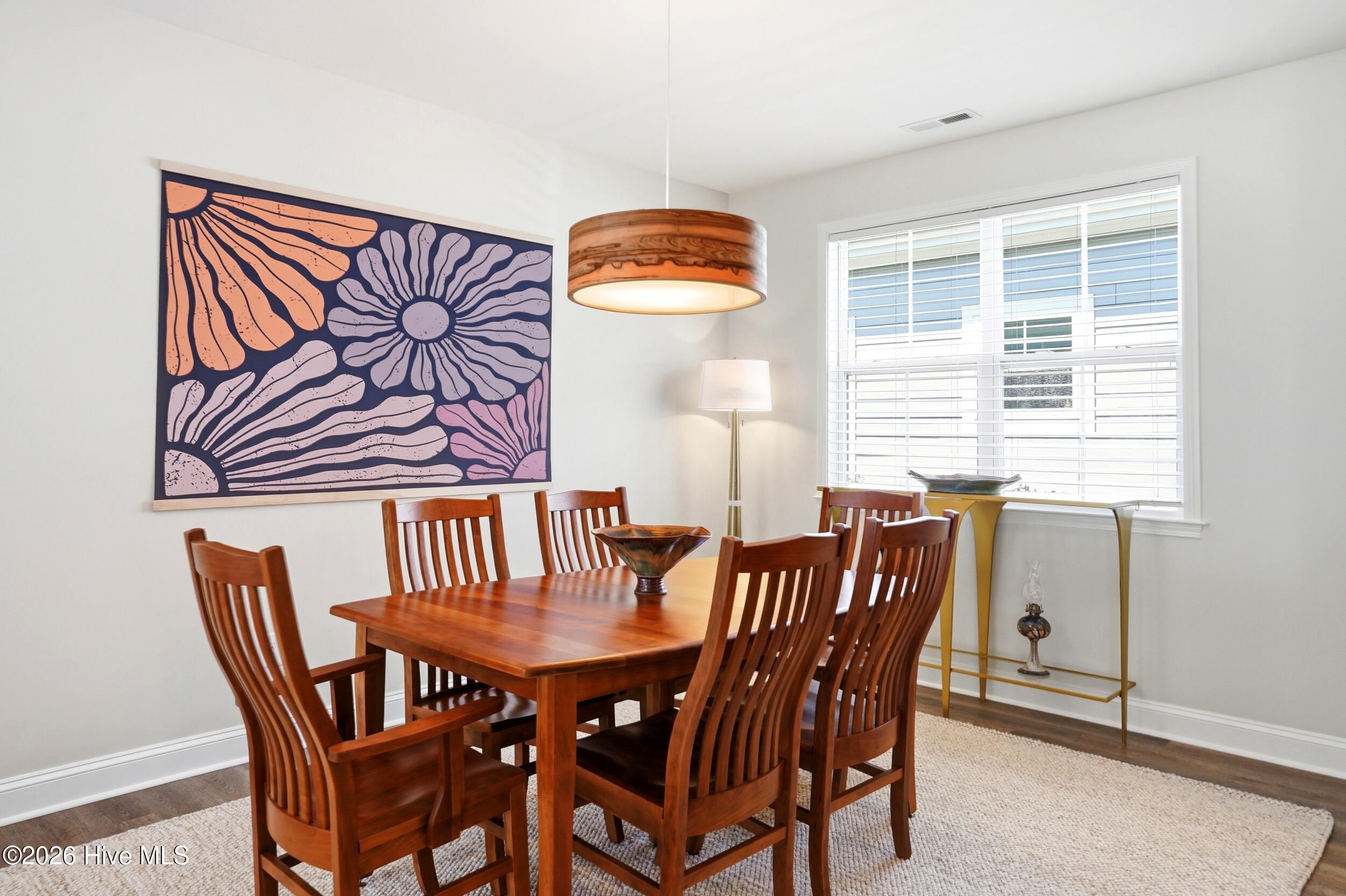 100569050 | Photo 32