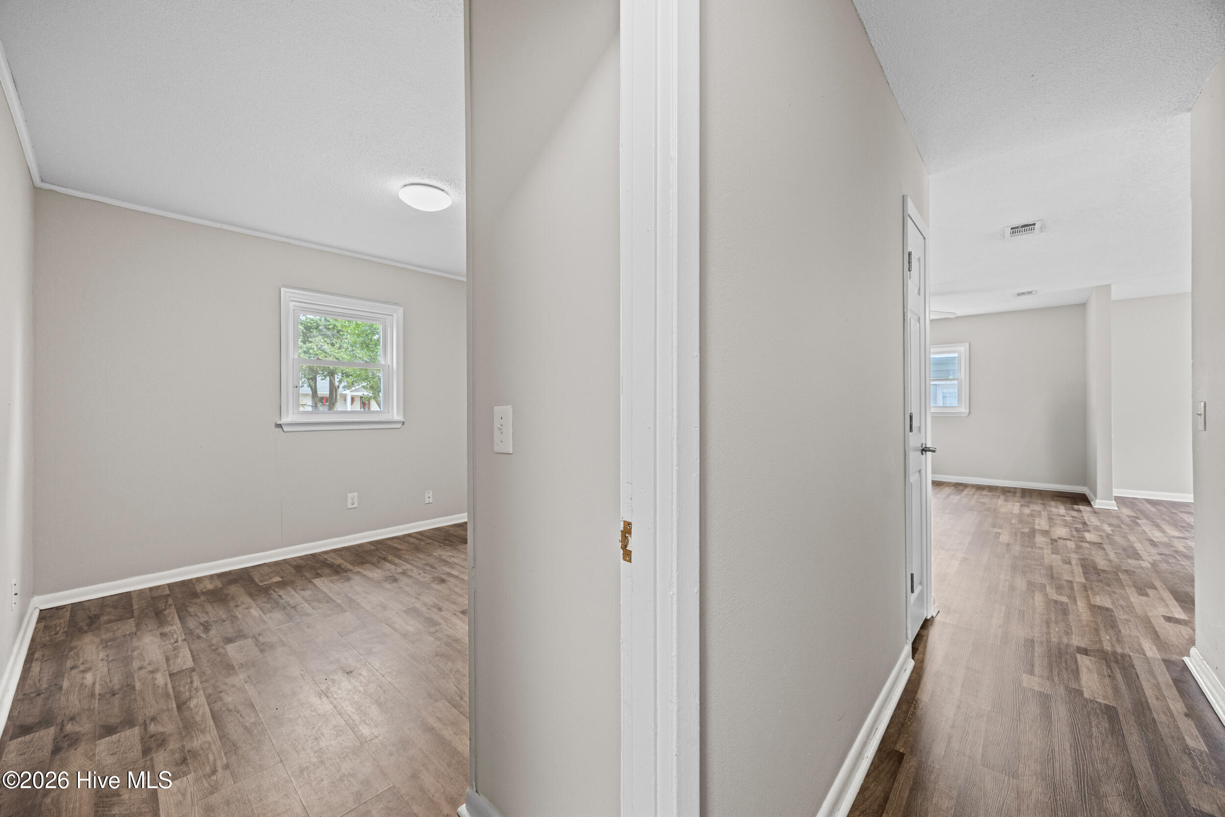 100540773 | Photo 23