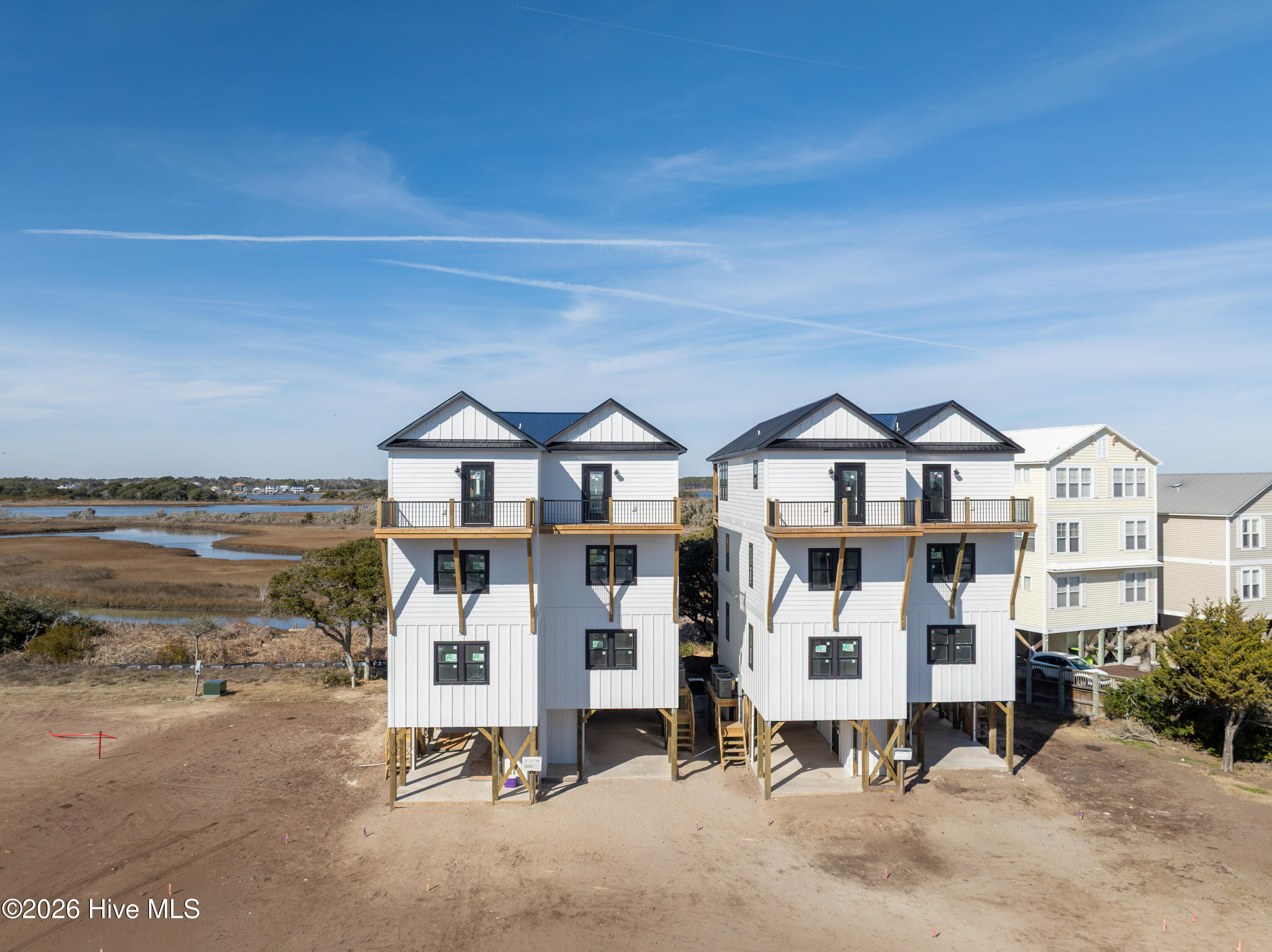 100552257 | Photo 36