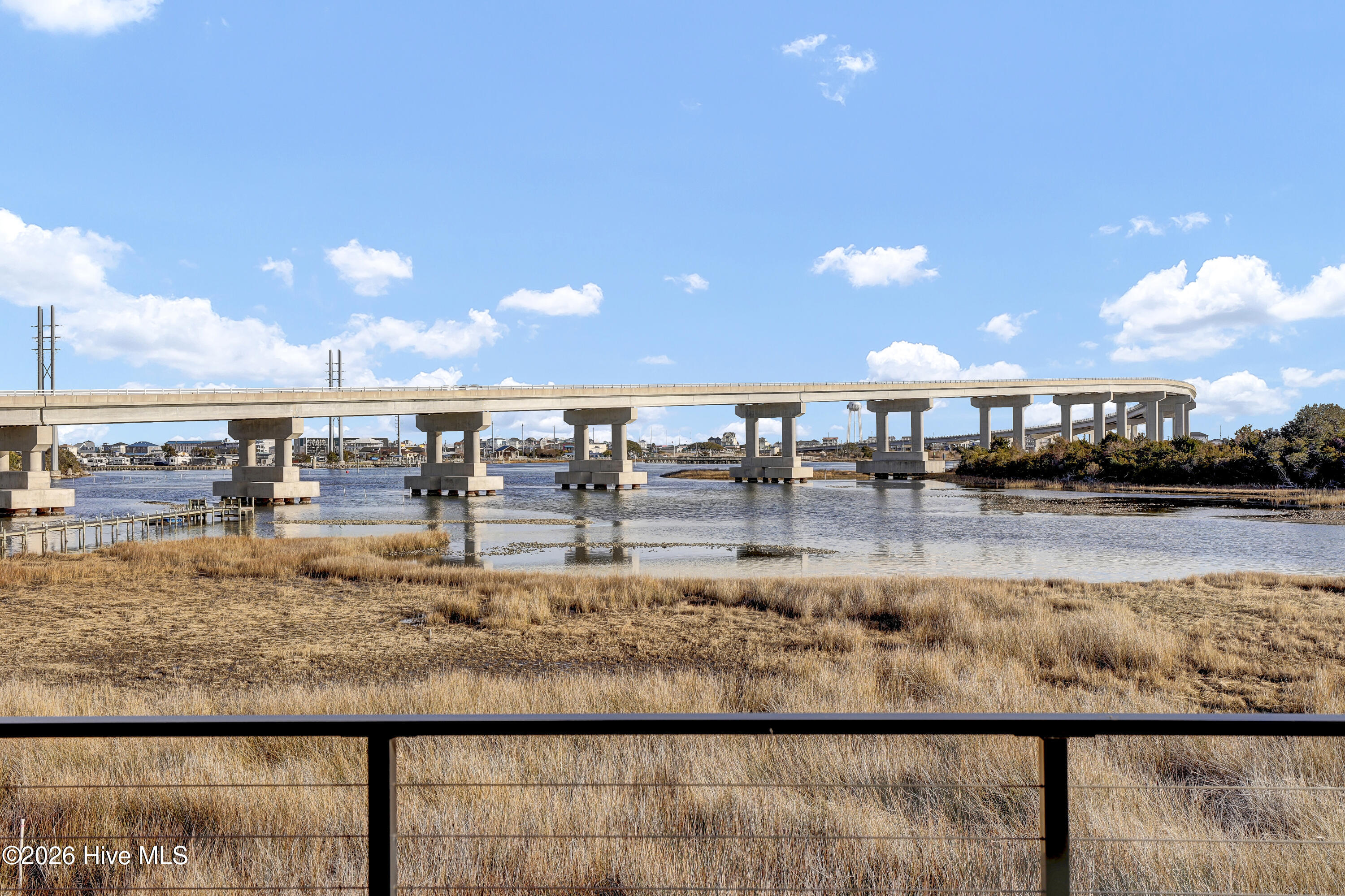 100556414 | Photo 41