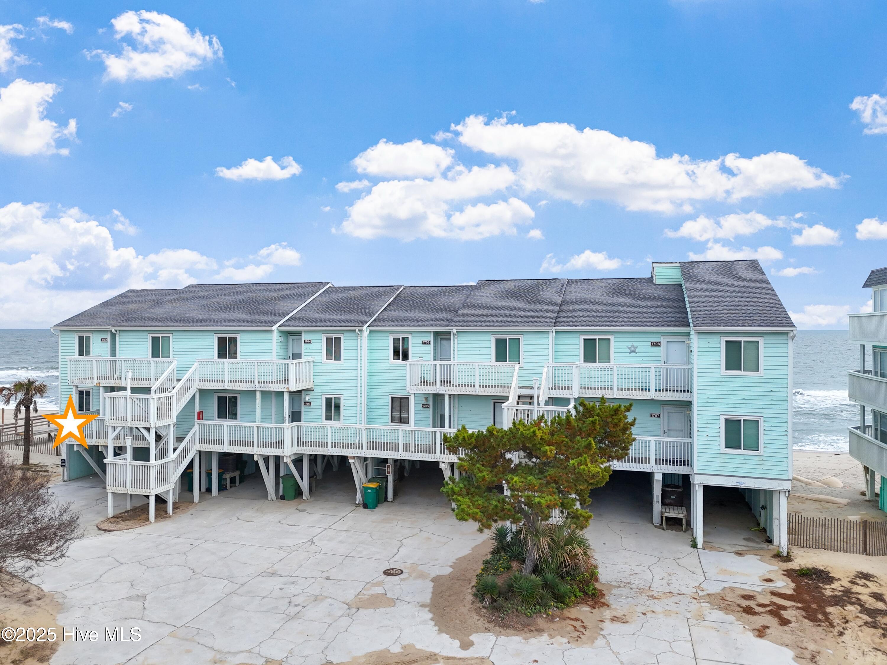 100544302 | Photo 34