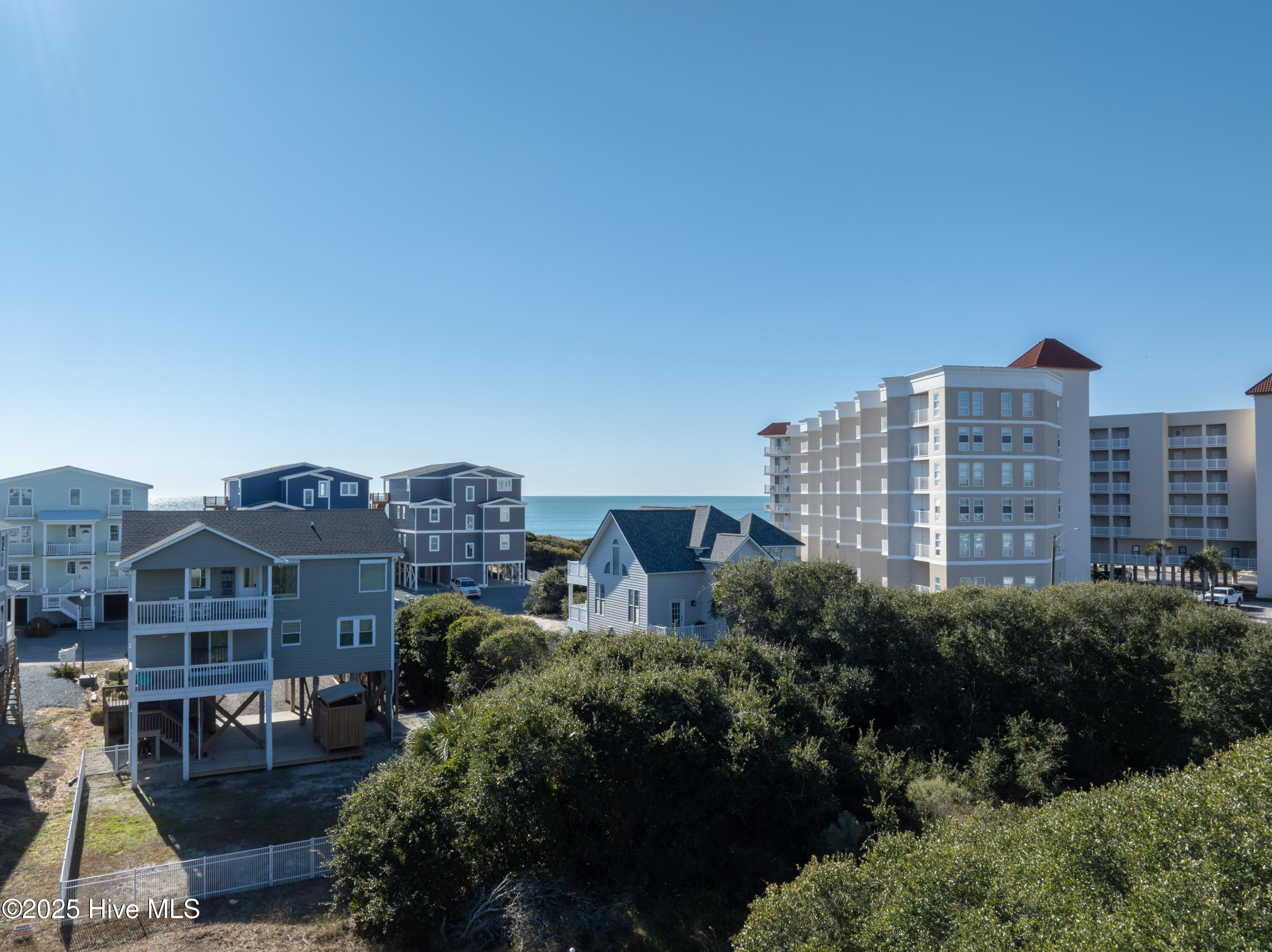 100517533 | Photo 57