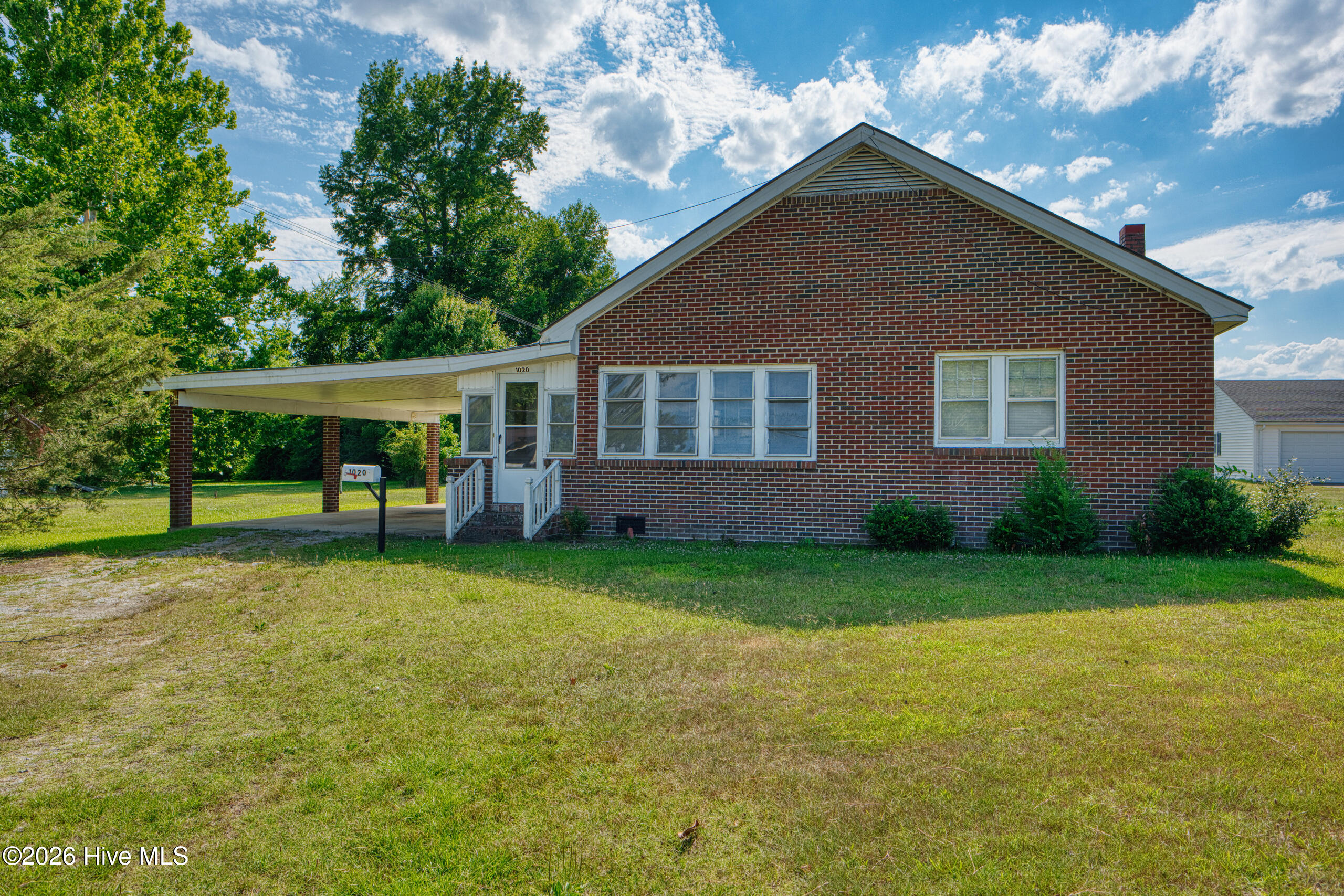 Featured listings