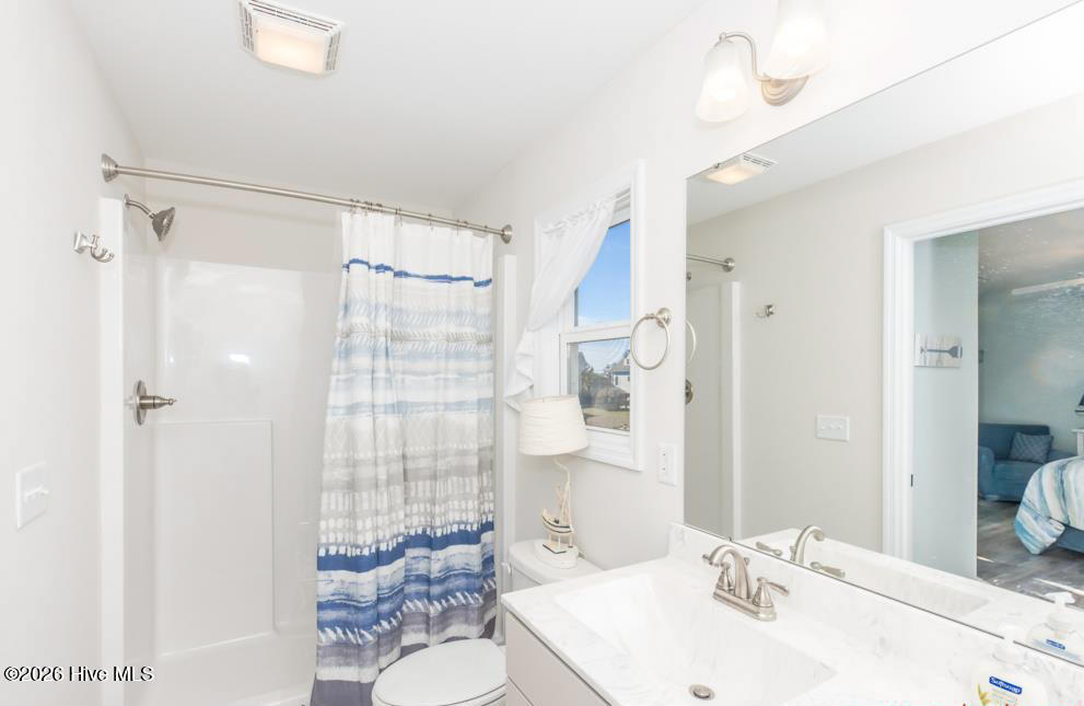 100567605 | Photo 24