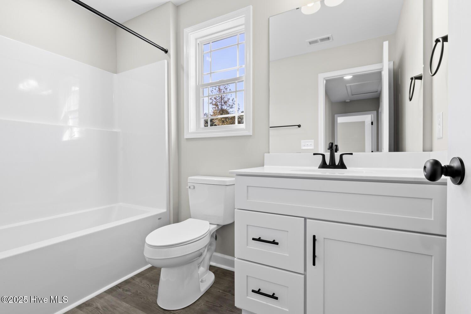 100539623 | Photo 16