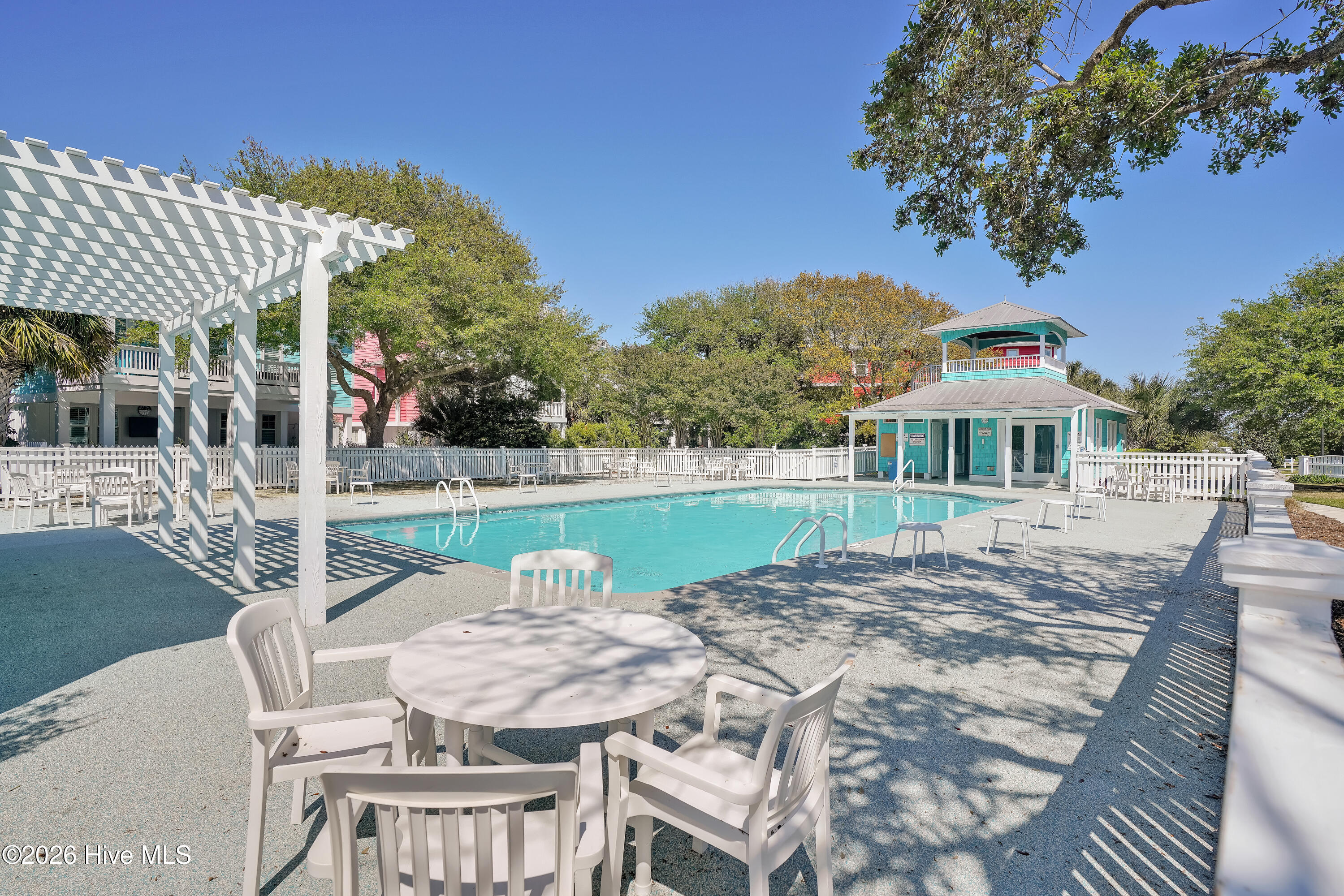 100558713 | Photo 13