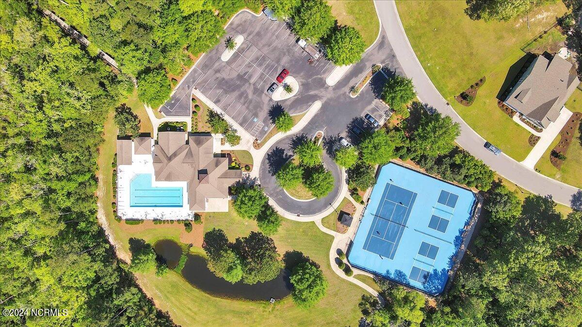 100451885 | Photo 60