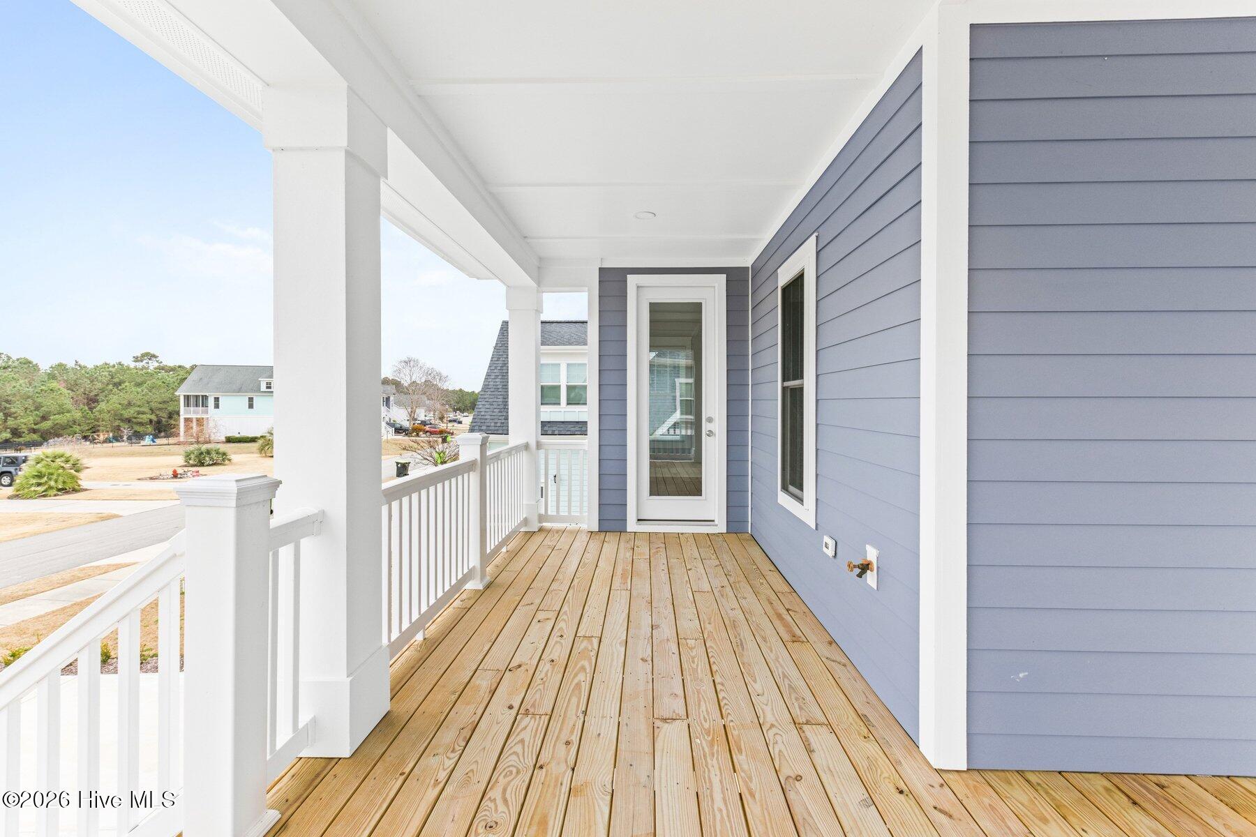 100558879 | Photo 41