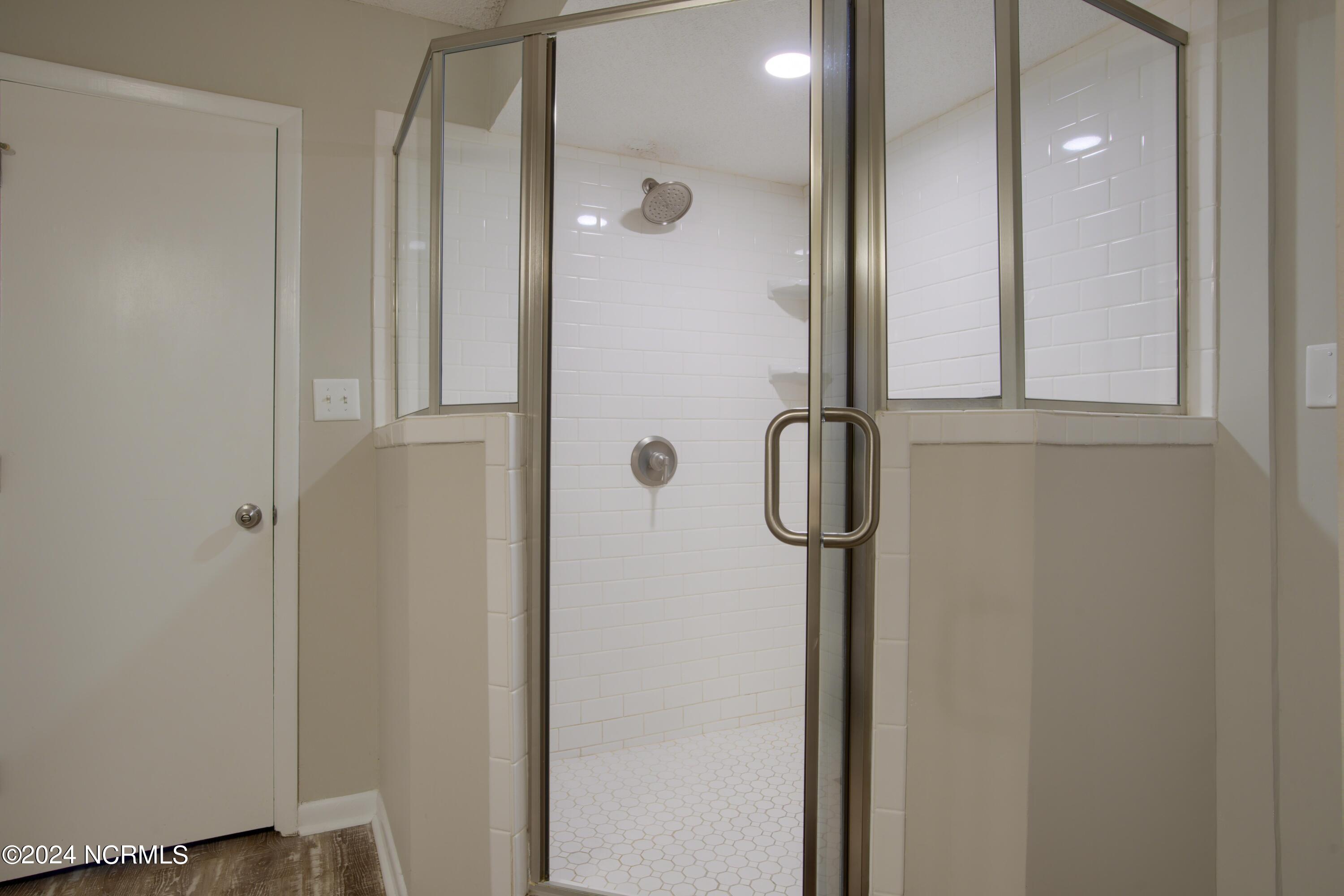 100424903 | Photo 20