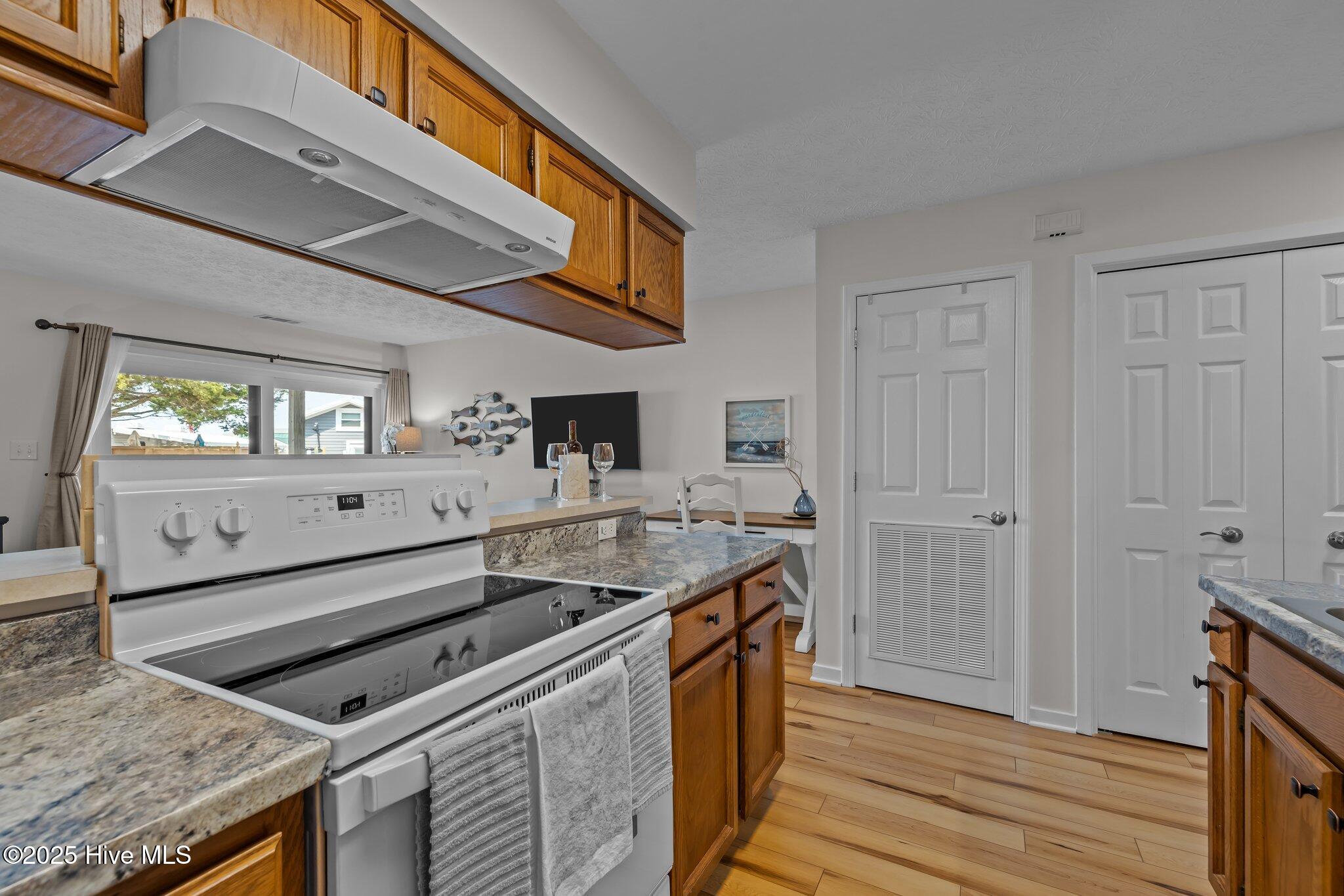 100511751 | Photo 20