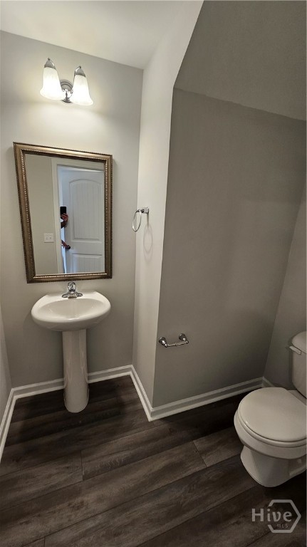 NOT THE ACTUAL HOME. Pictures are of a finished Cr