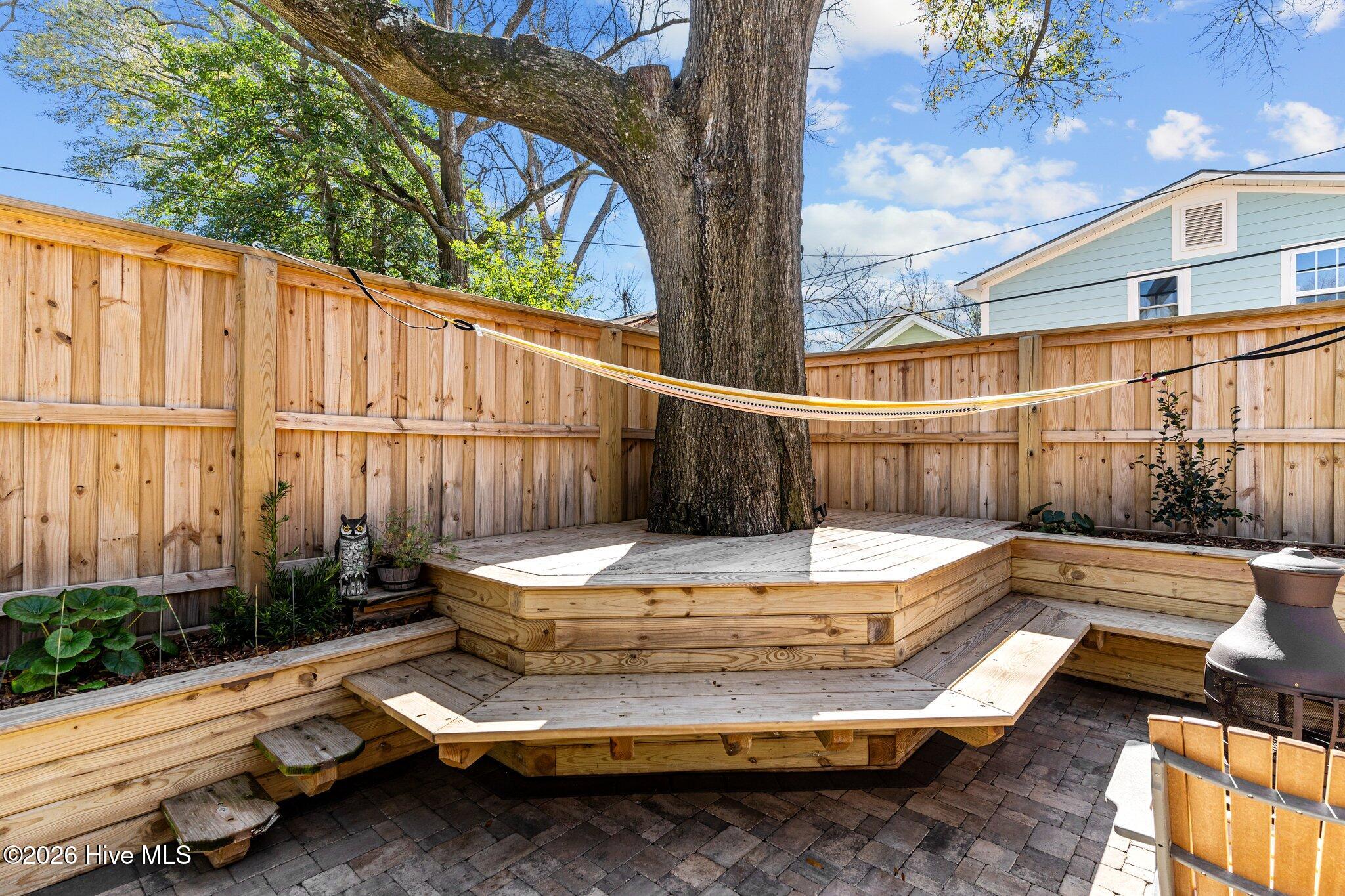 100557813 | Photo 49