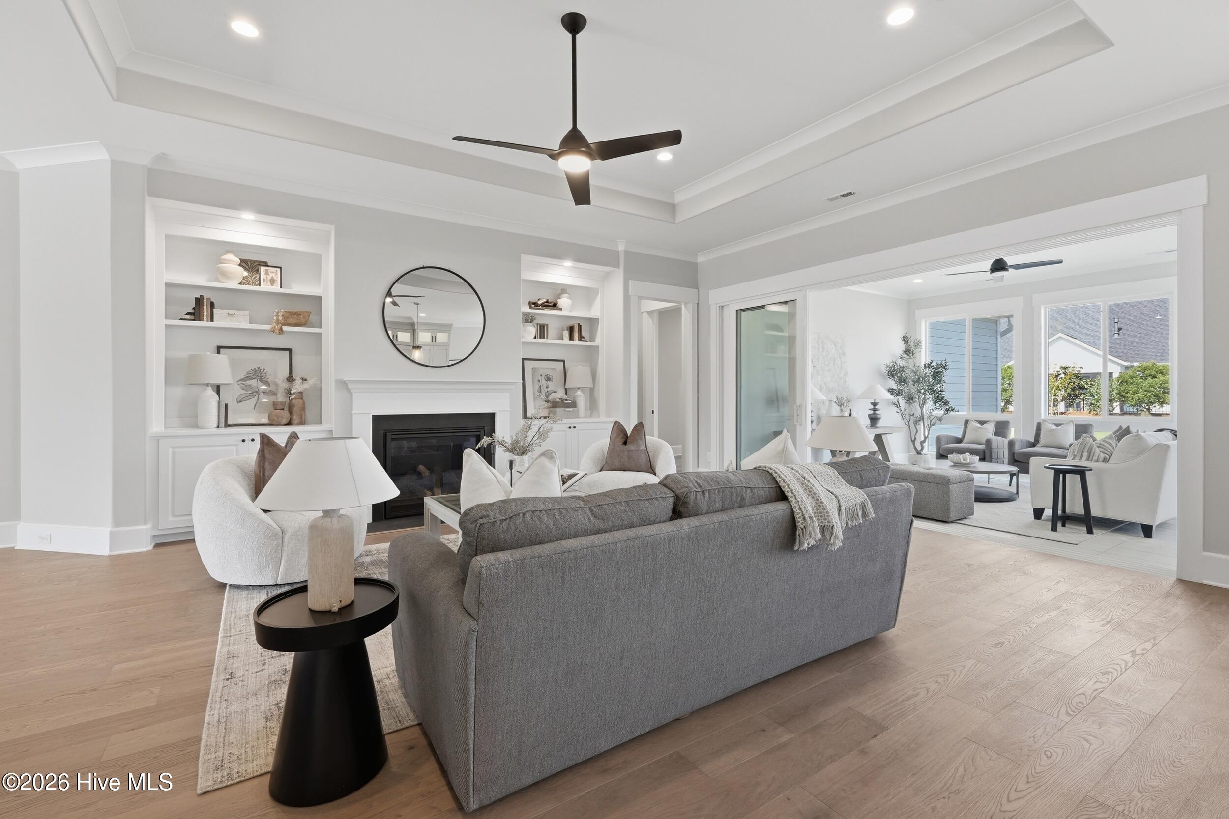 100567785 | Photo 20