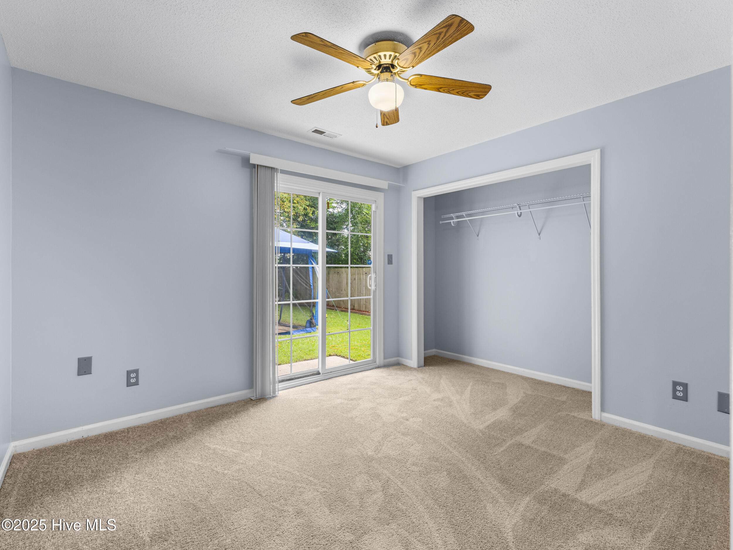 100543442 | Photo 30