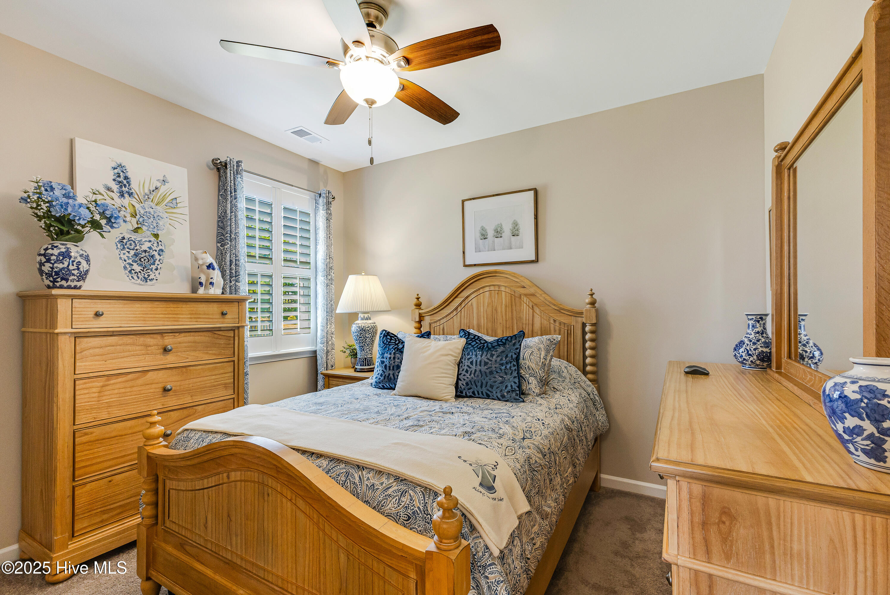 100537836 | Photo 34