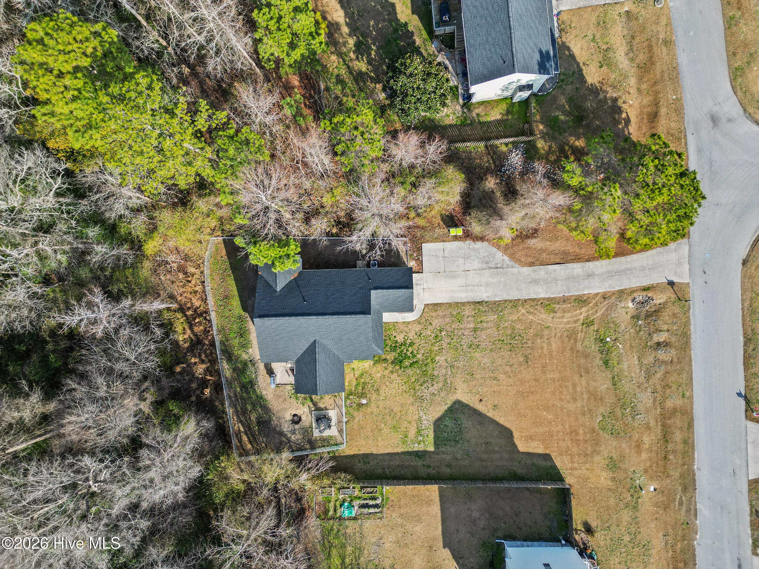 100548560 | Photo 24