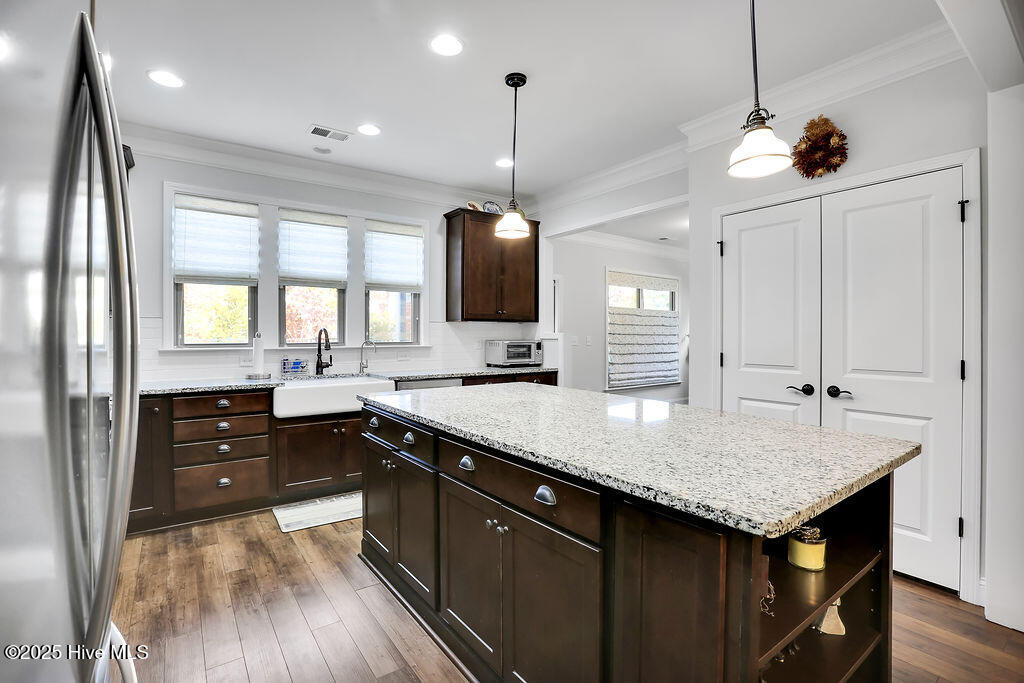 100546286 | Photo 12