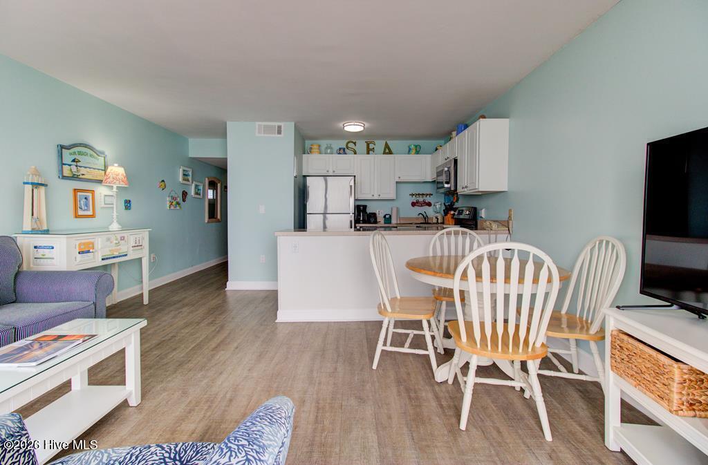 100552716 | Photo 13