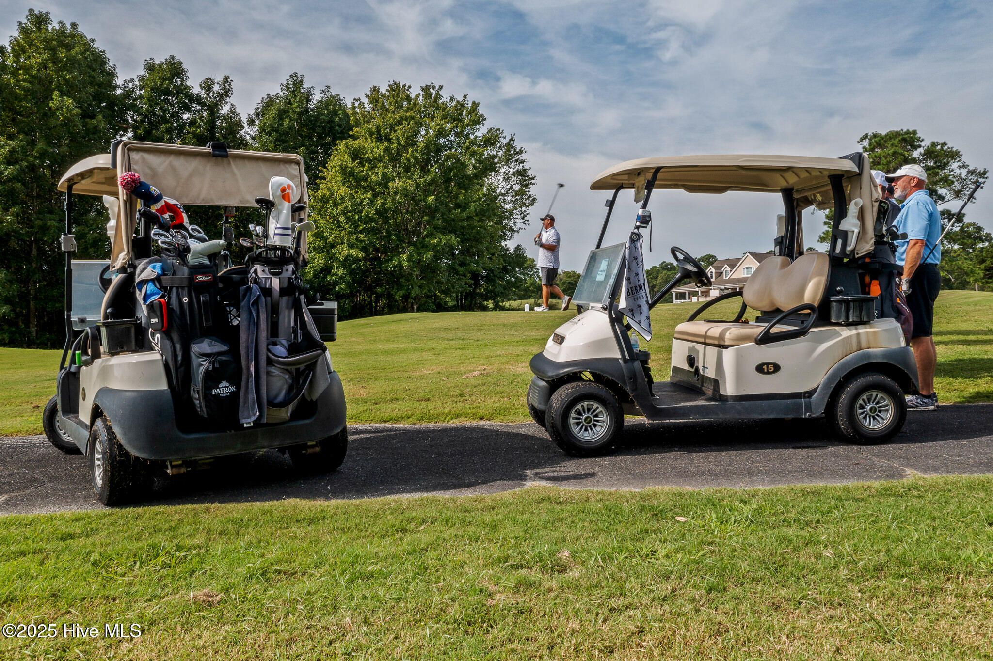 100528098 | Photo 44