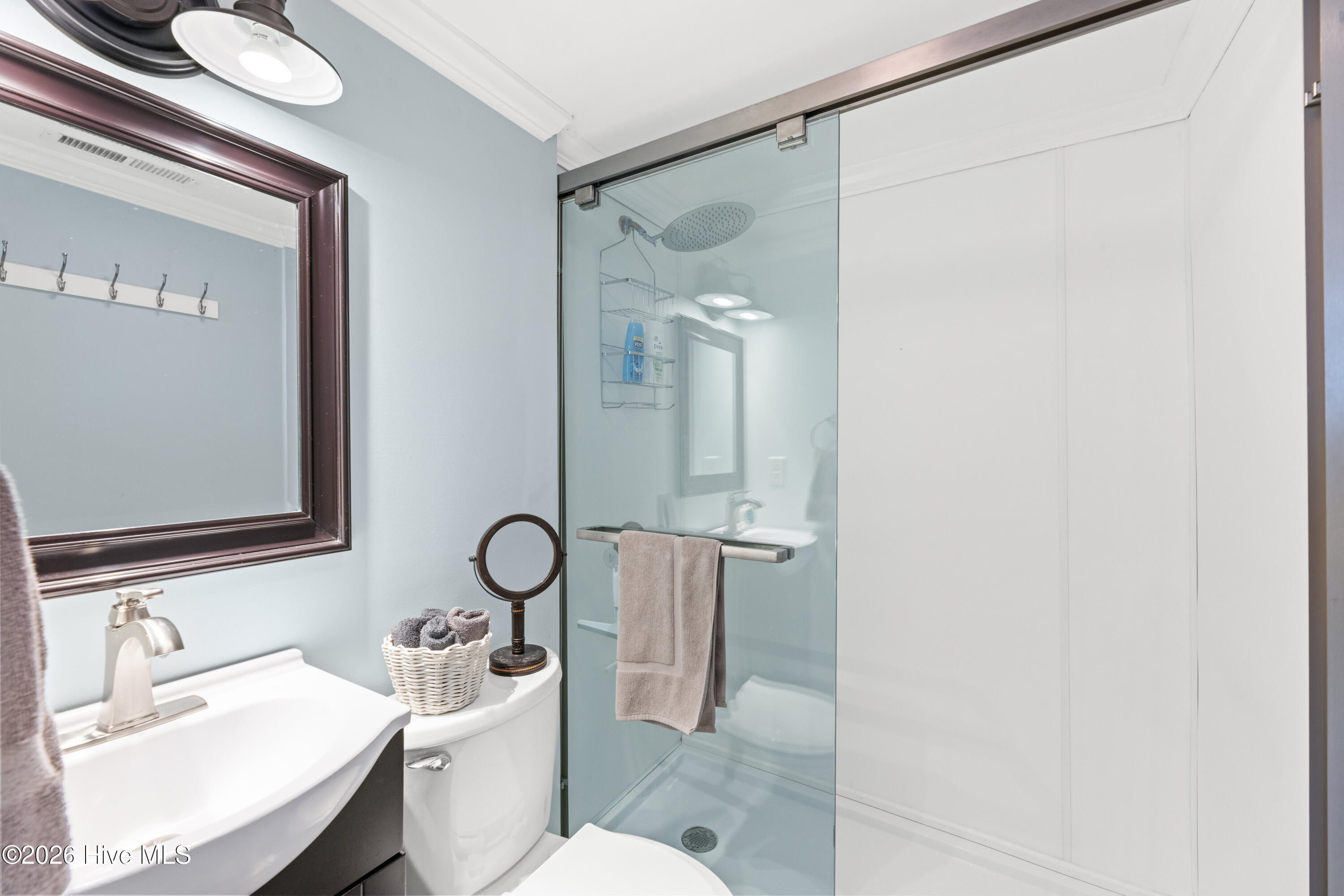 100561657 | Photo 15