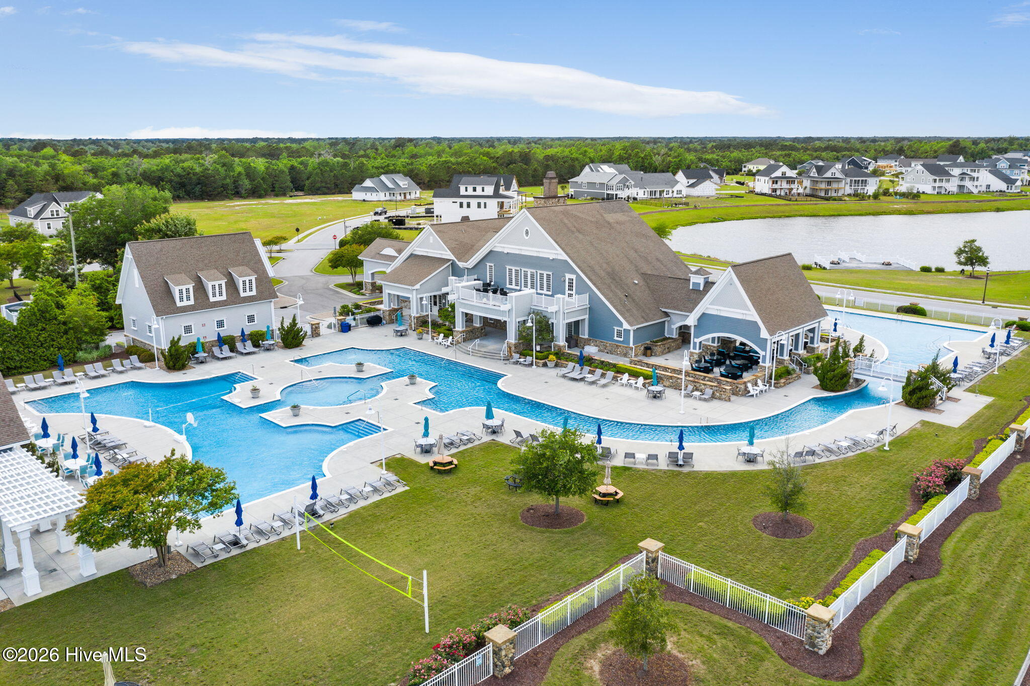 100558515 | Photo 11