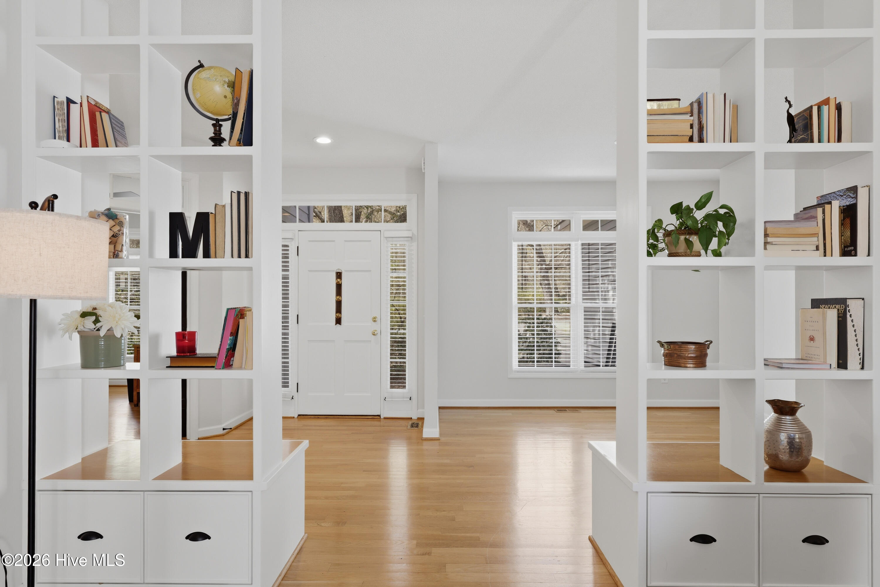 100561627 | Photo 23