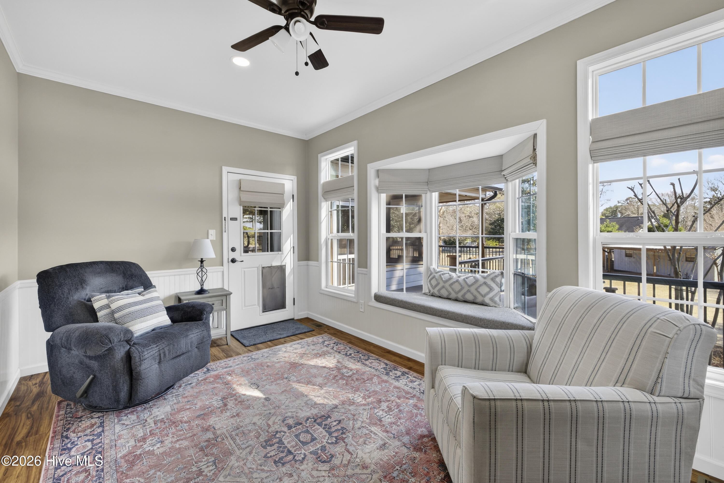 100553649 | Photo 15