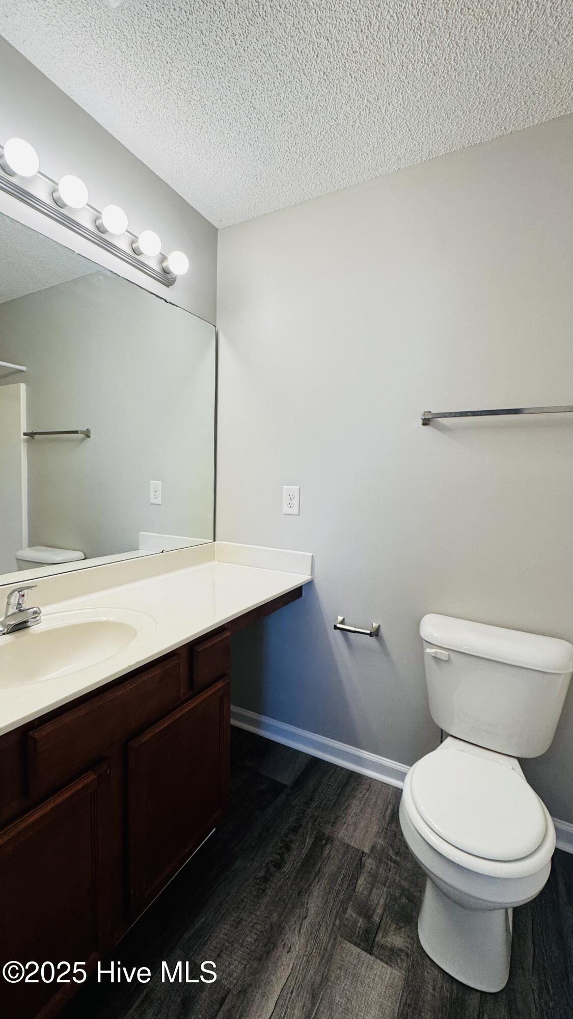 100544681 | Photo 15