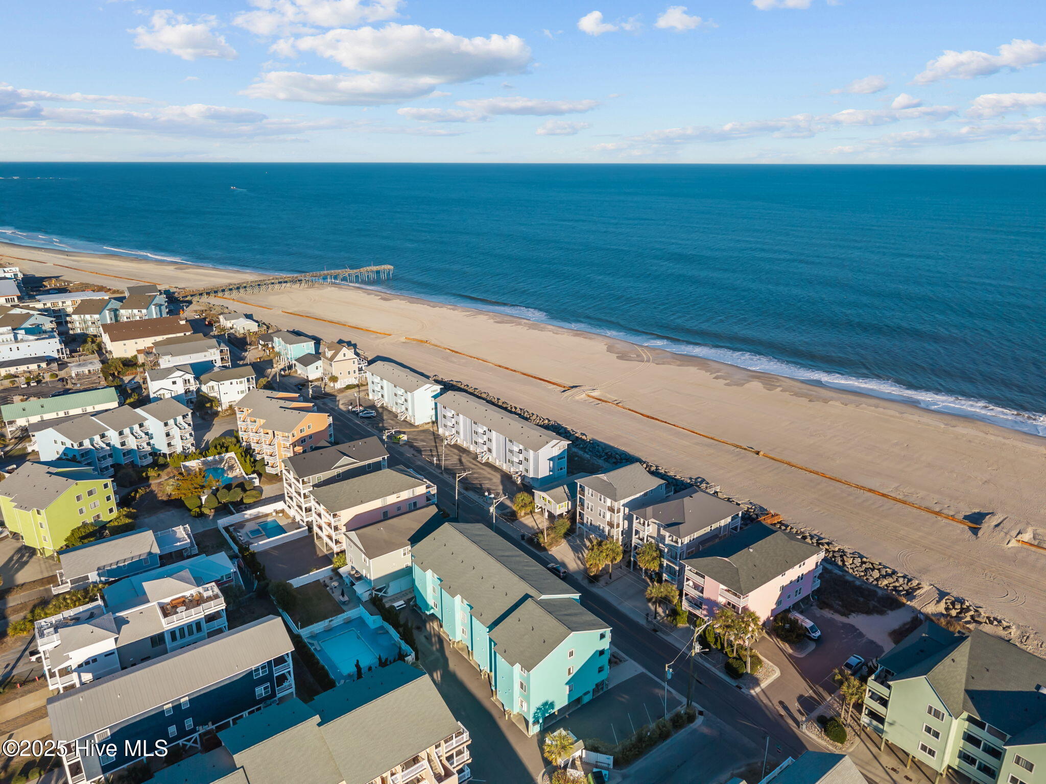 100534887 | Photo 42