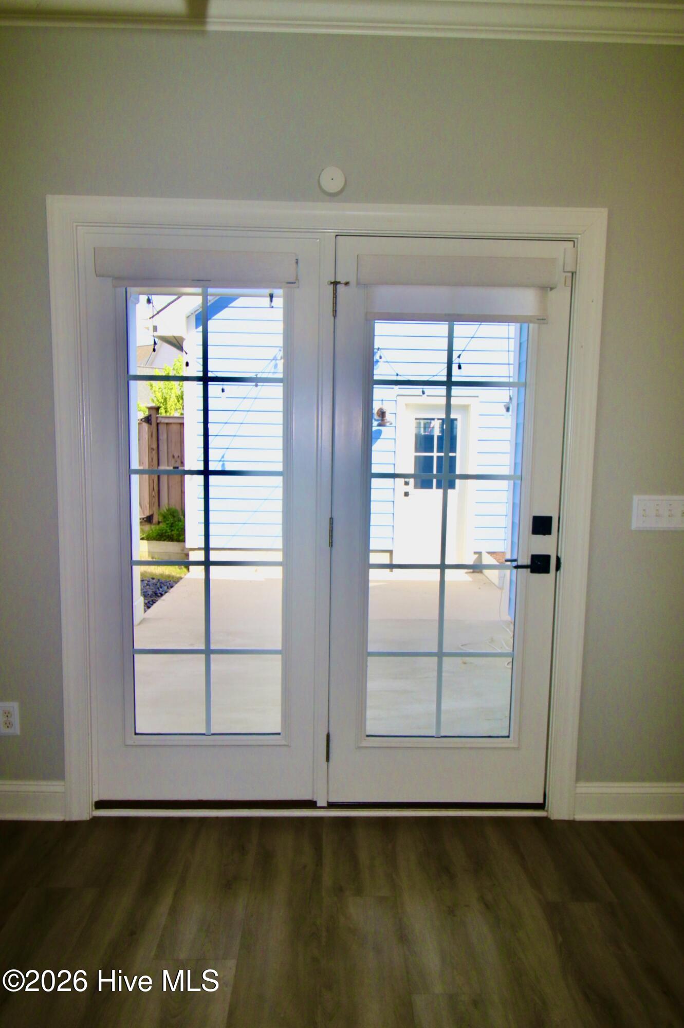 100565697 | Photo 16